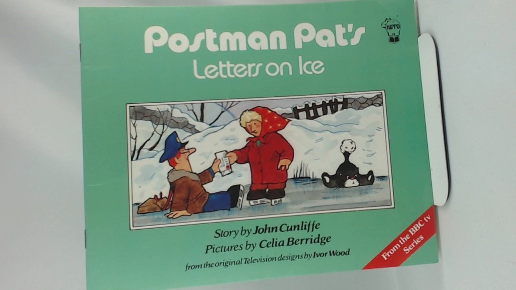 Postman Pat's Letters on Ice (Postman Pat - storybooks) Novels & Short Stories