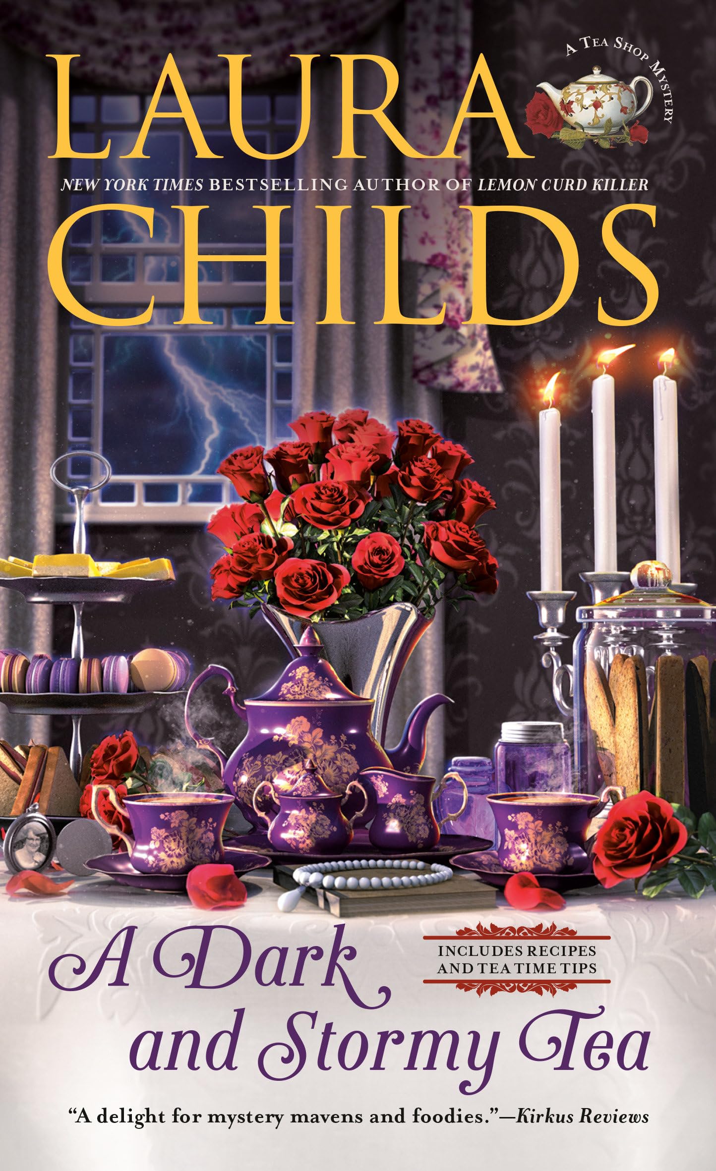 A Dark and Stormy Tea (A Tea Shop Mystery, Band 24) Contemporary literature