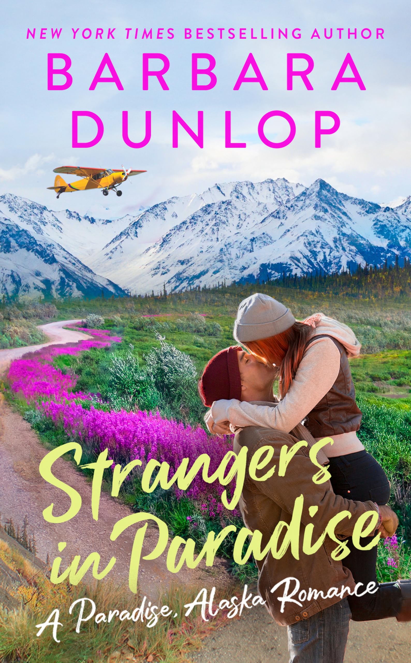 Strangers in Paradise (A Paradise, Alaska Romance, Band 3) Contemporary literature