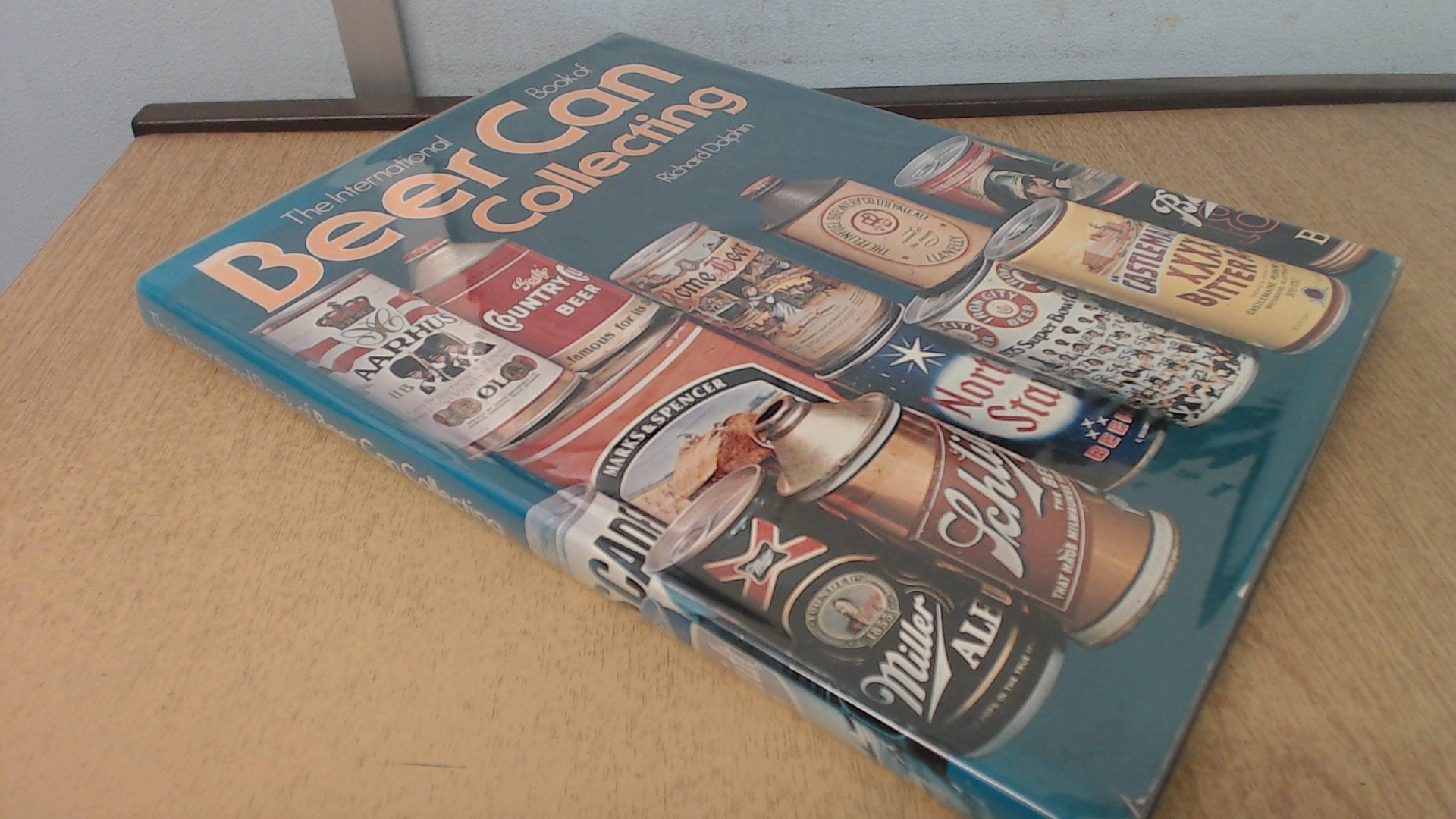 International Book of Beer Can Collecting Books