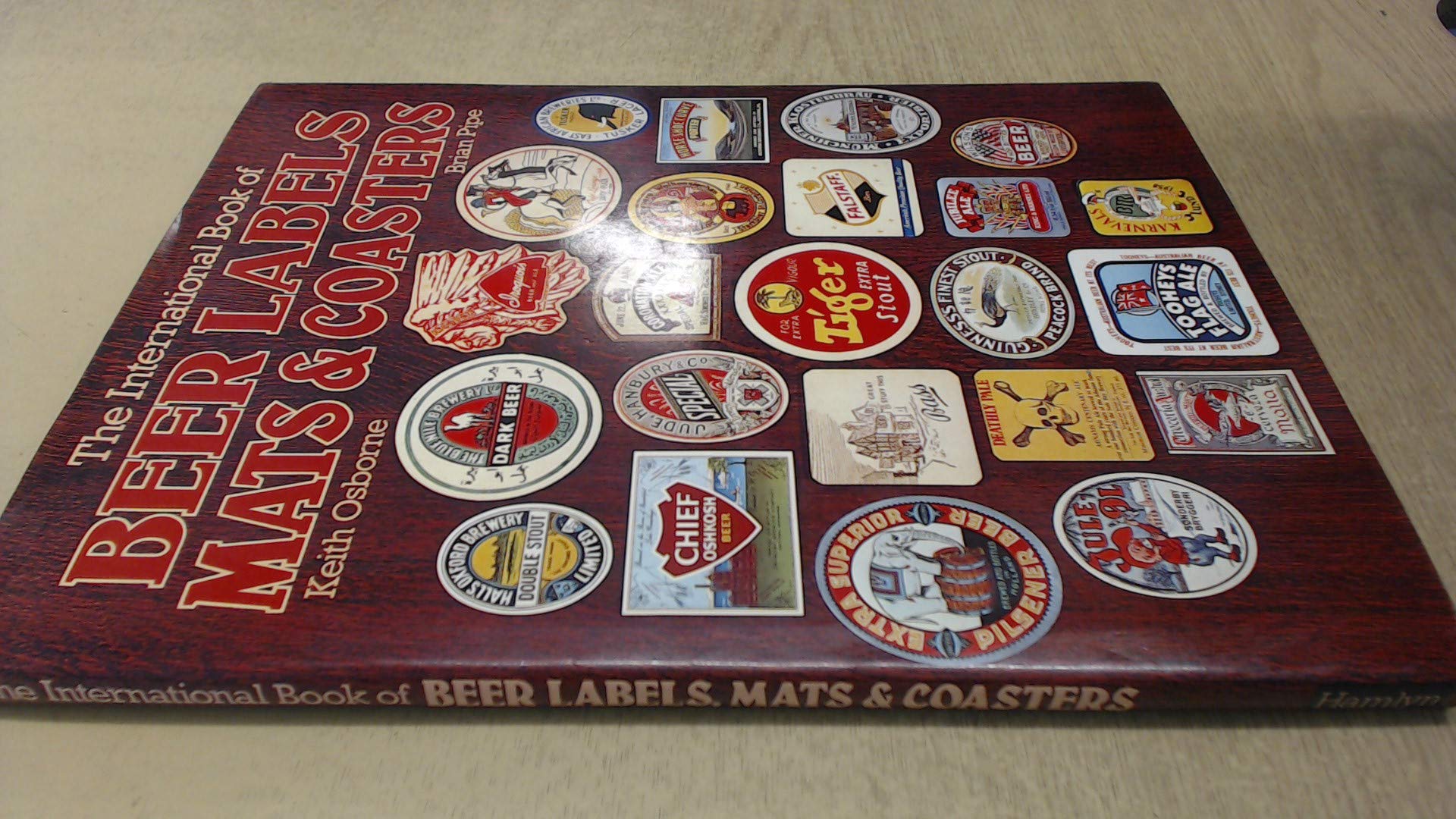 International Book of Beer Labels, Mats and Coasters Books