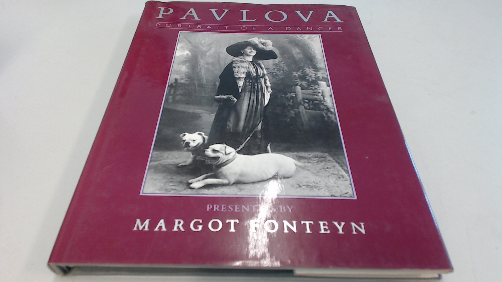 Pavlova: Portrait of a Dancer Art & Literature