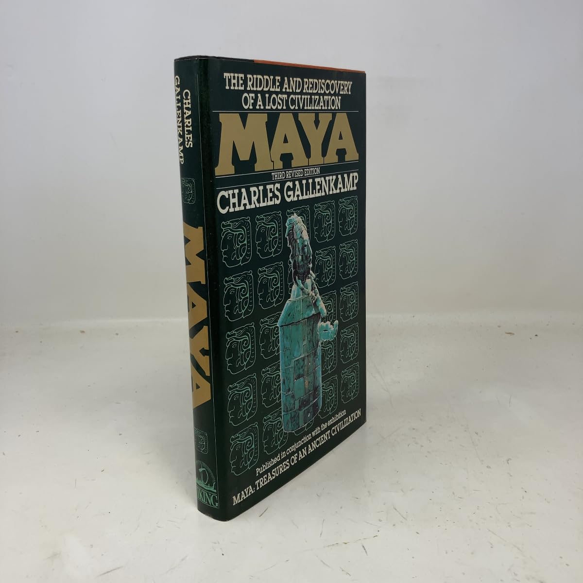 Maya: The Riddle and Rediscovery of a Lost Civilization book