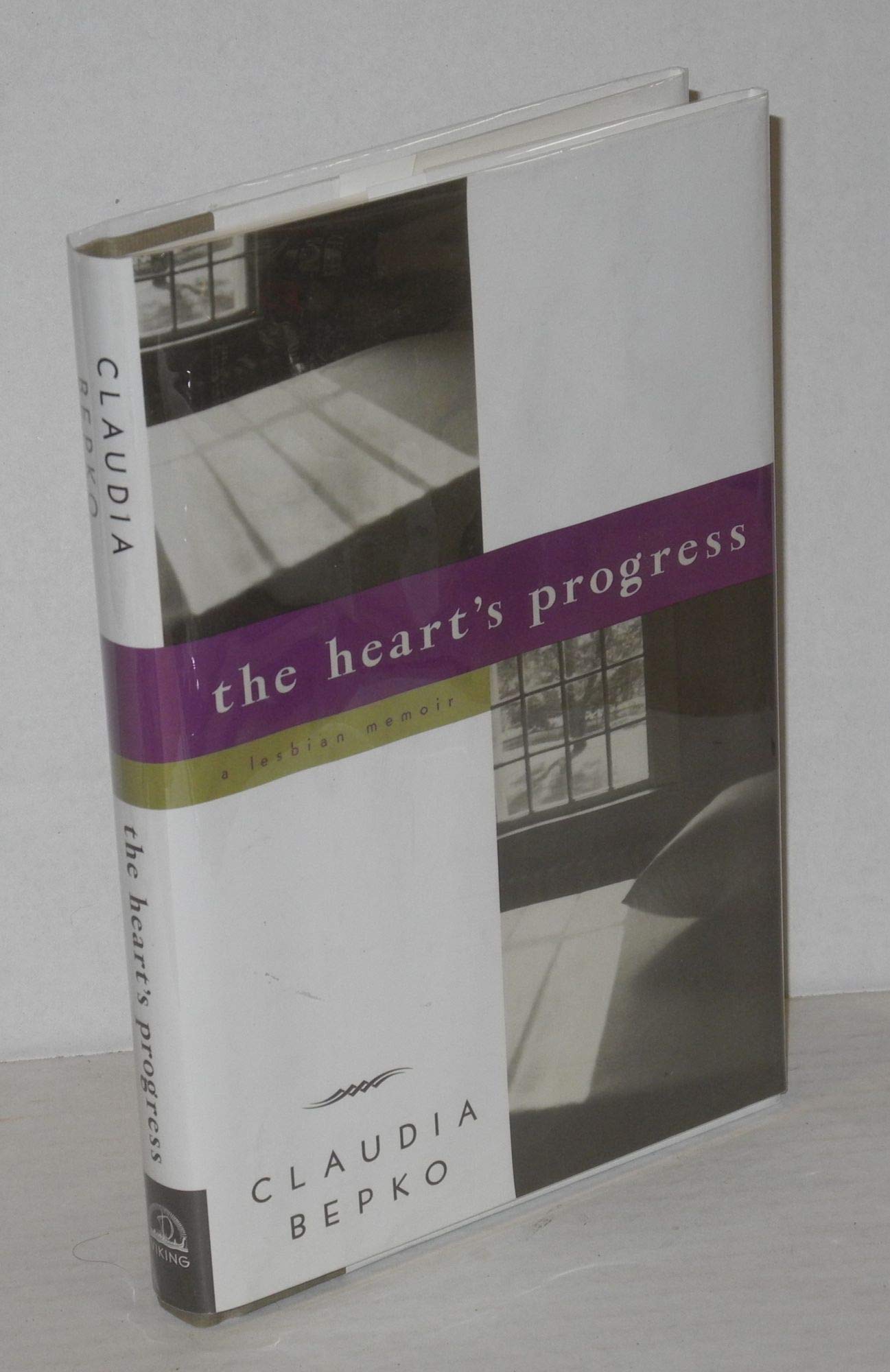 The Heart's Progress: A Lesbian Memoir Social Sciences