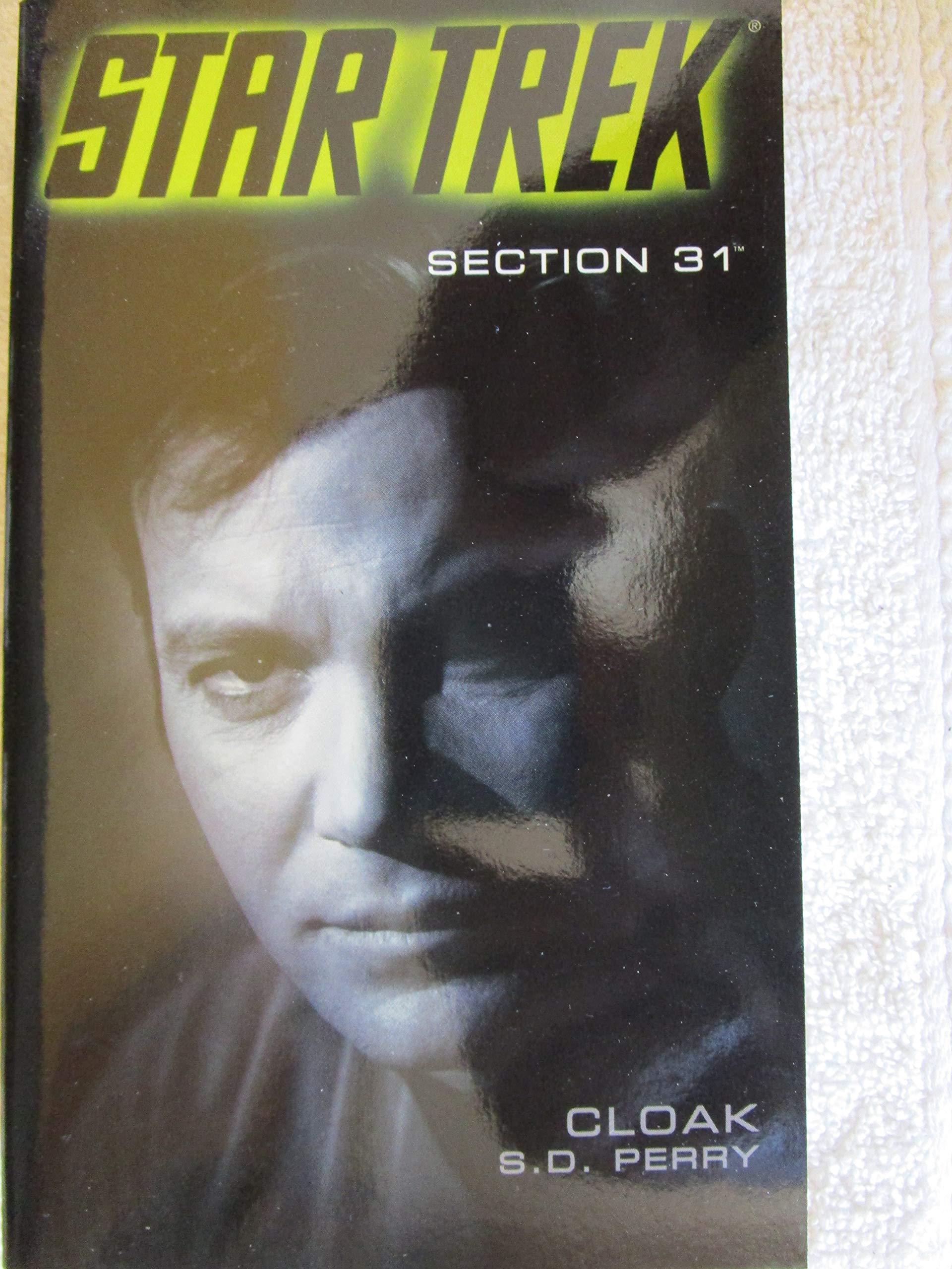 Cloak: Section 31 (Star Trek: the Original Series) Action & Adventure