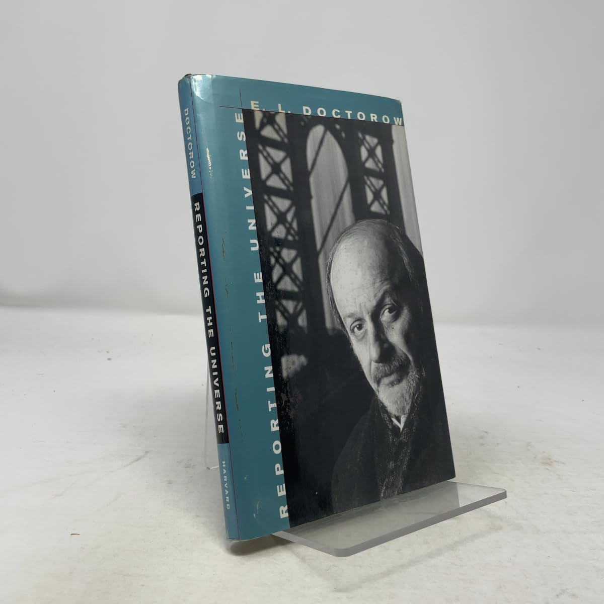Reporting the Universe (The William E. Massey Sr. Lectures in the History of American Civilization, 2000) Social Sciences