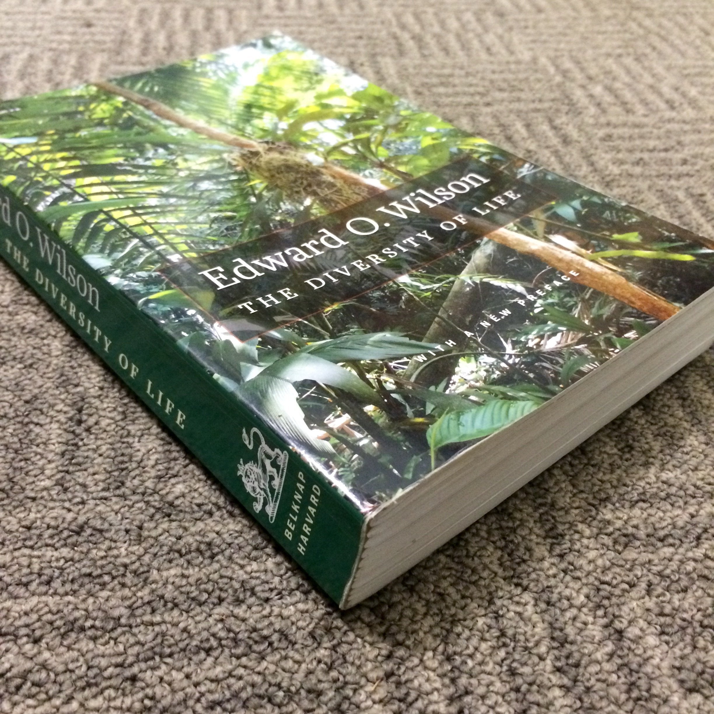 The Diversity of Life: With a New Preface (Questions of Science) Business & Technology