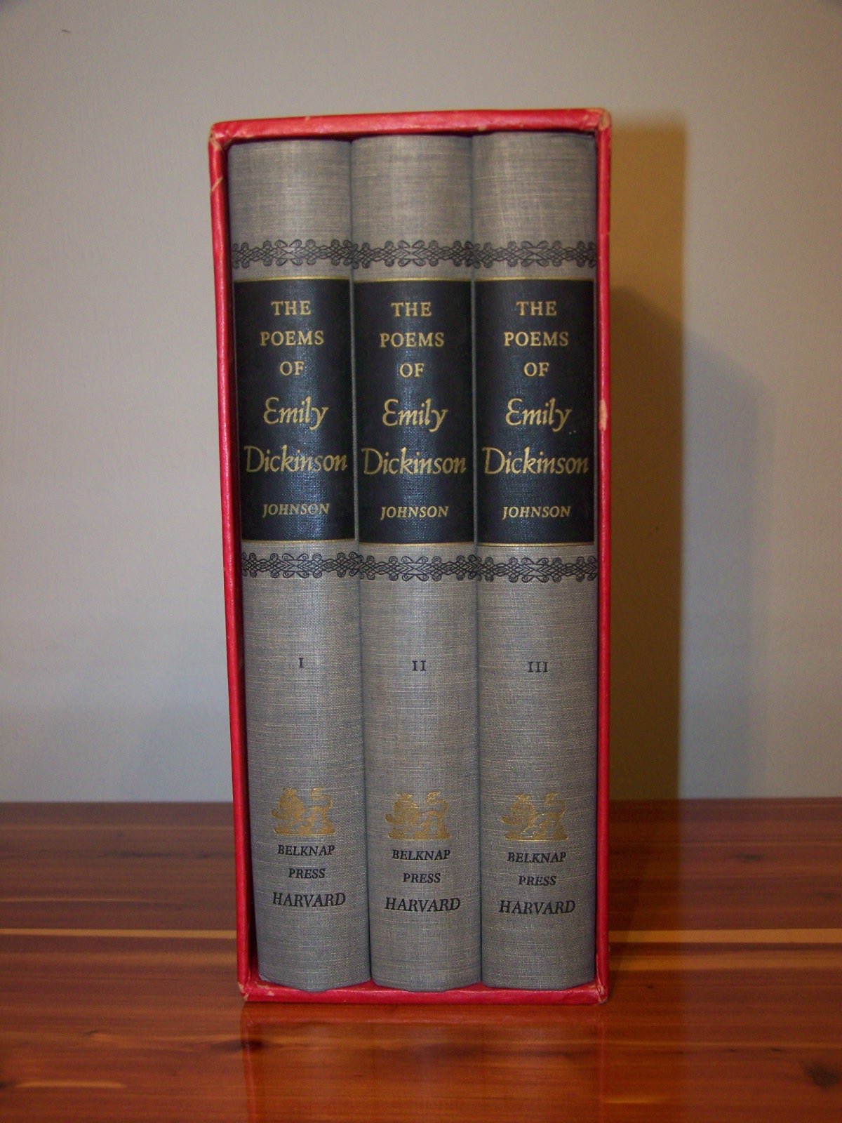 Poems of Emily Dickinson: Including Variant Readings Critically Compared with All Known Manuscripts Poetry
