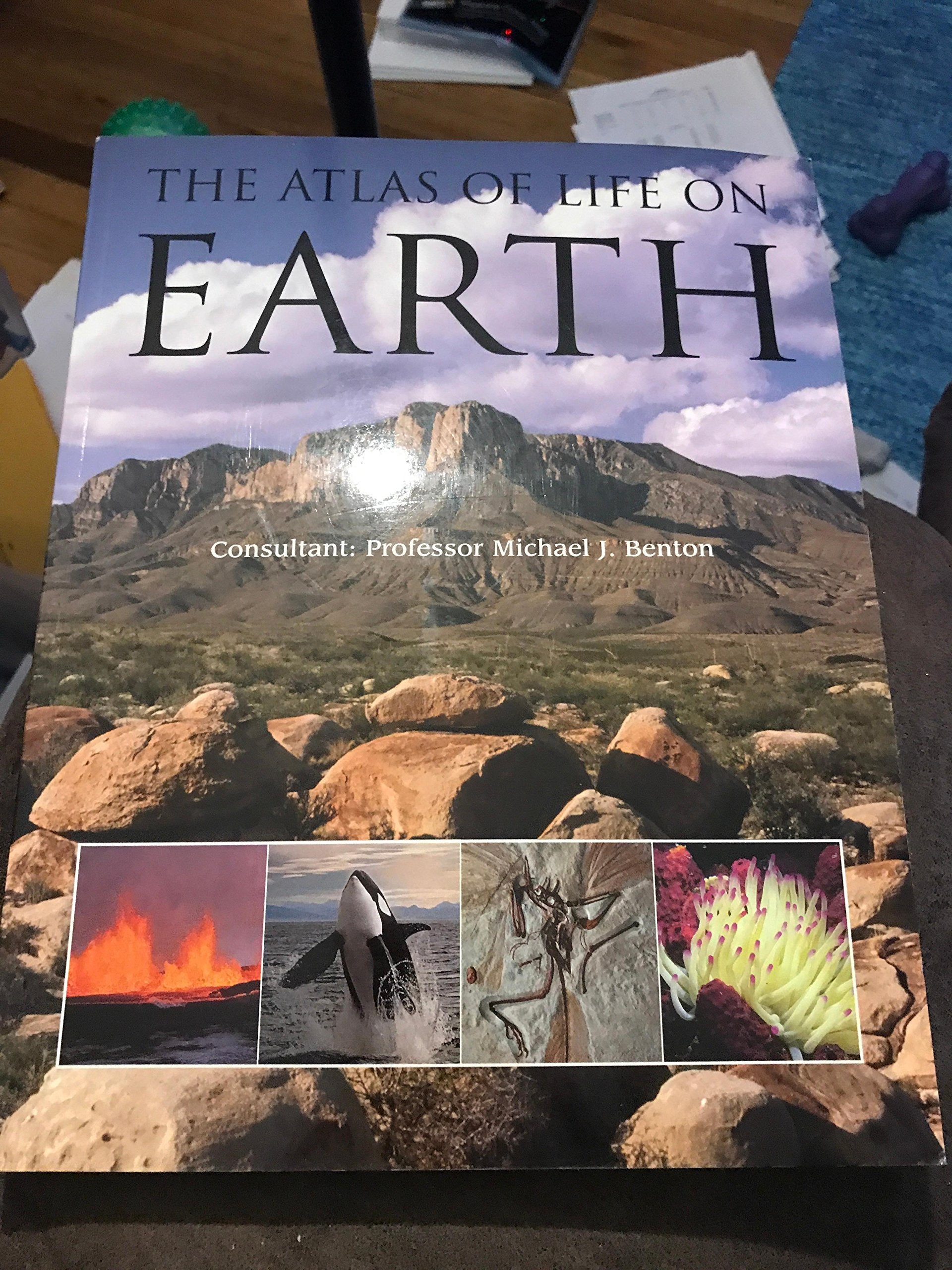 THE ATLAS OF LIFE ON EARTH book