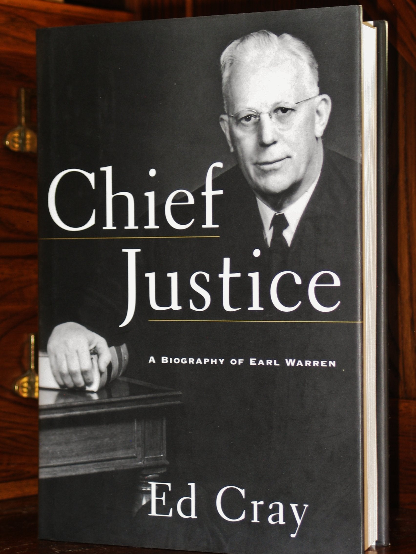 Chief Justice: A Biography of Earl Warren book