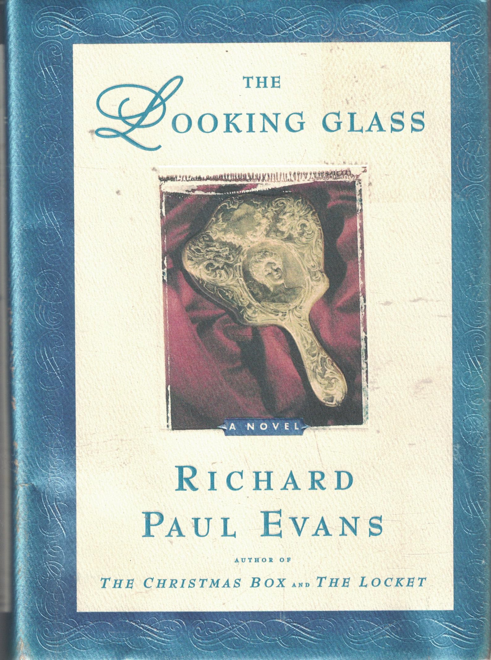 The Looking Glass: A Novel (The Locket Series) Contemporary literature