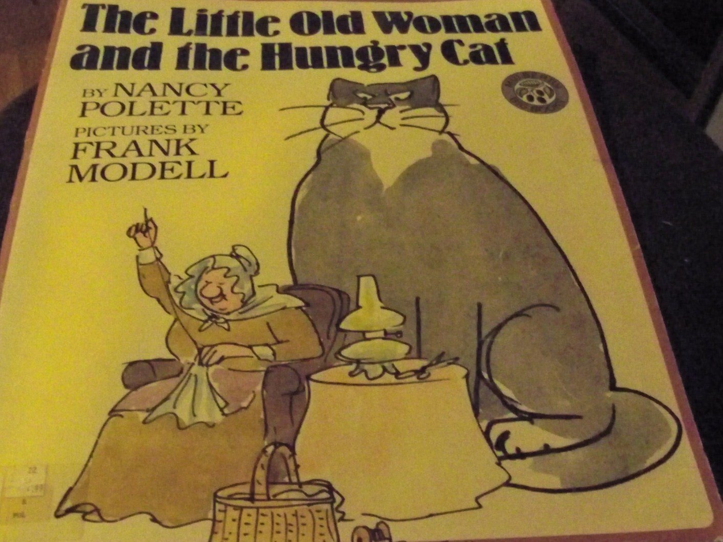 The Little Old Woman and the Hungry Cat/Book and Study Guide Books