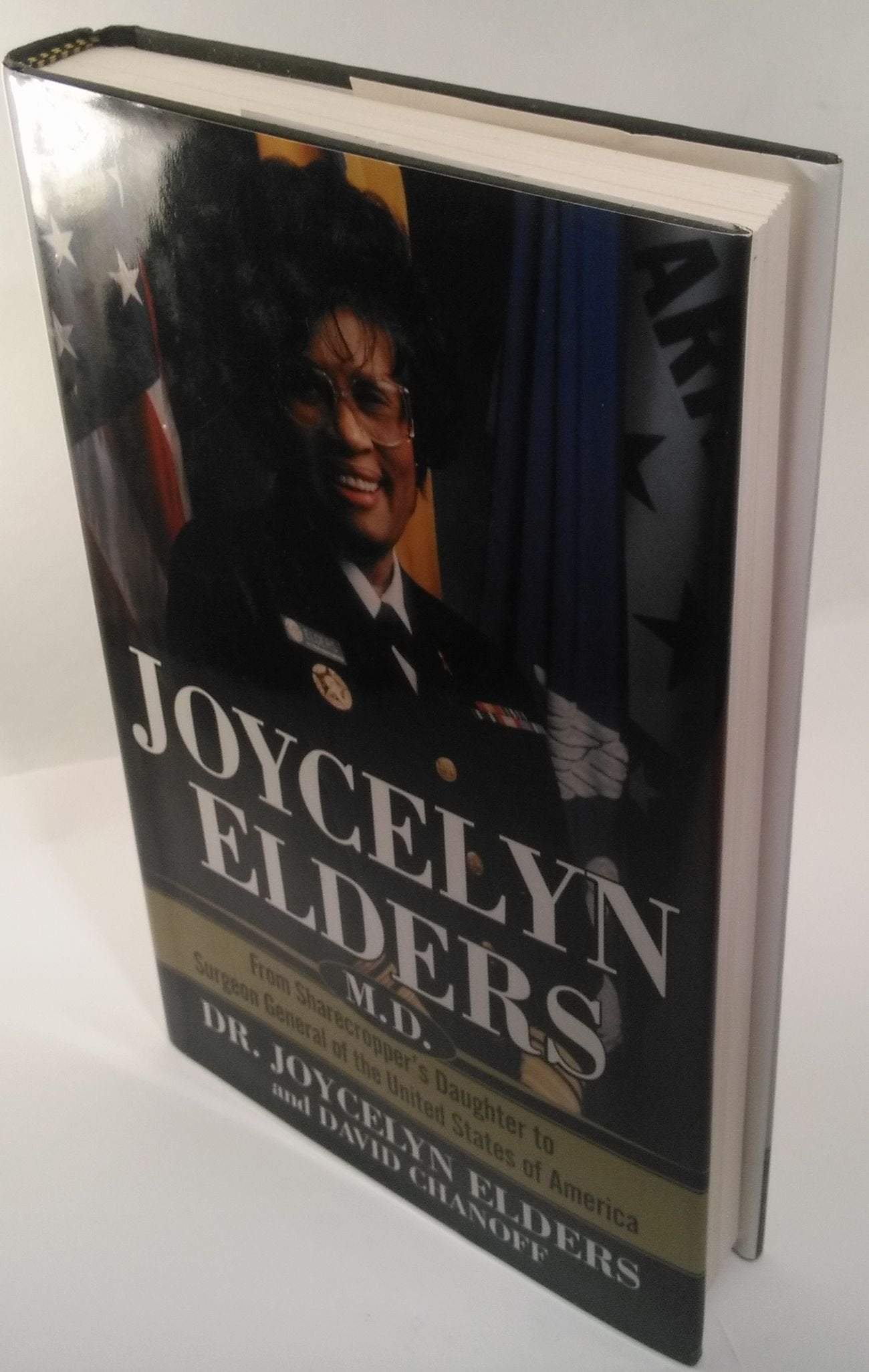 Joycelyn Elders, M.D.: From Sharecropper's Daughter to Surgeon General of the United States of America Science