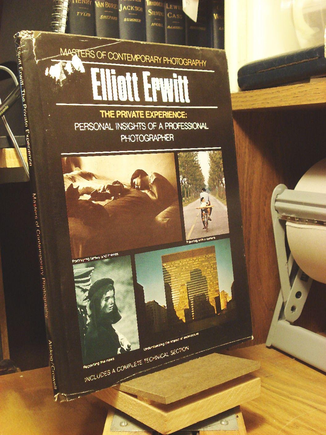 The Private Experience: Elliott Erwitt (Masters of Contemporary Photography) Books