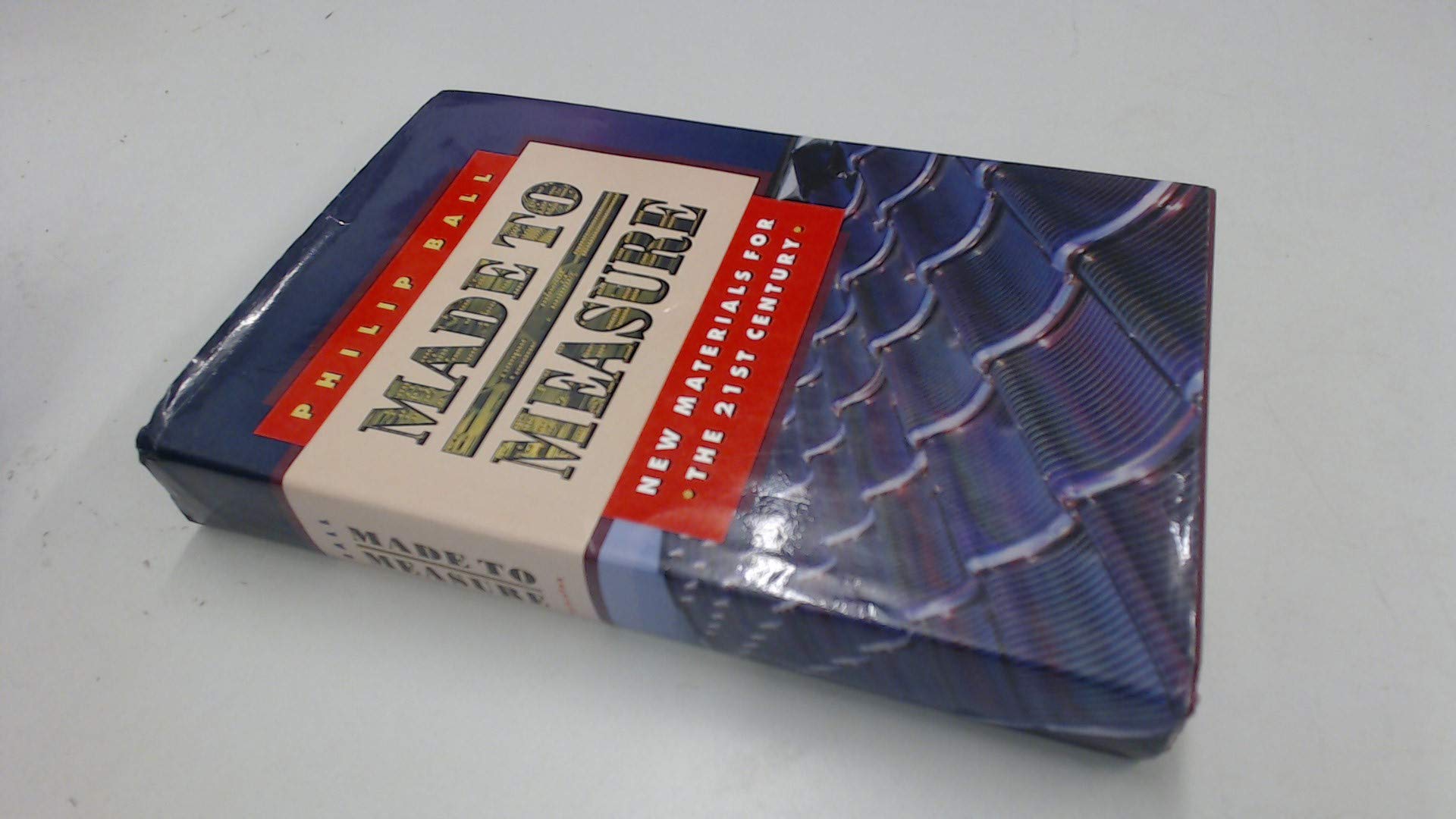 Made to Measure: New Materials for the 21st Century General education