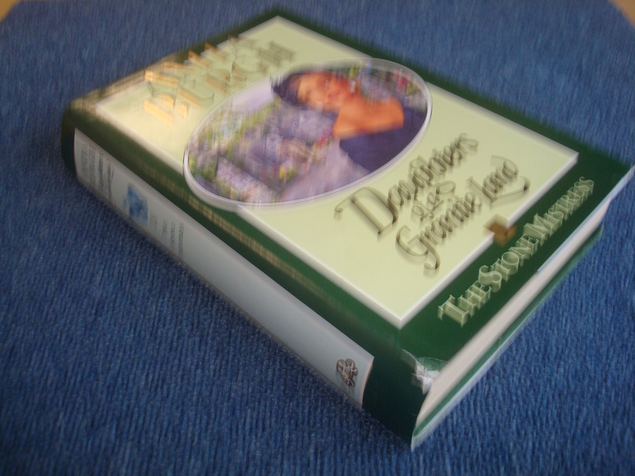 The Stone Mistress: Daughters of a Granite Land Trilogy III Contemporary literature