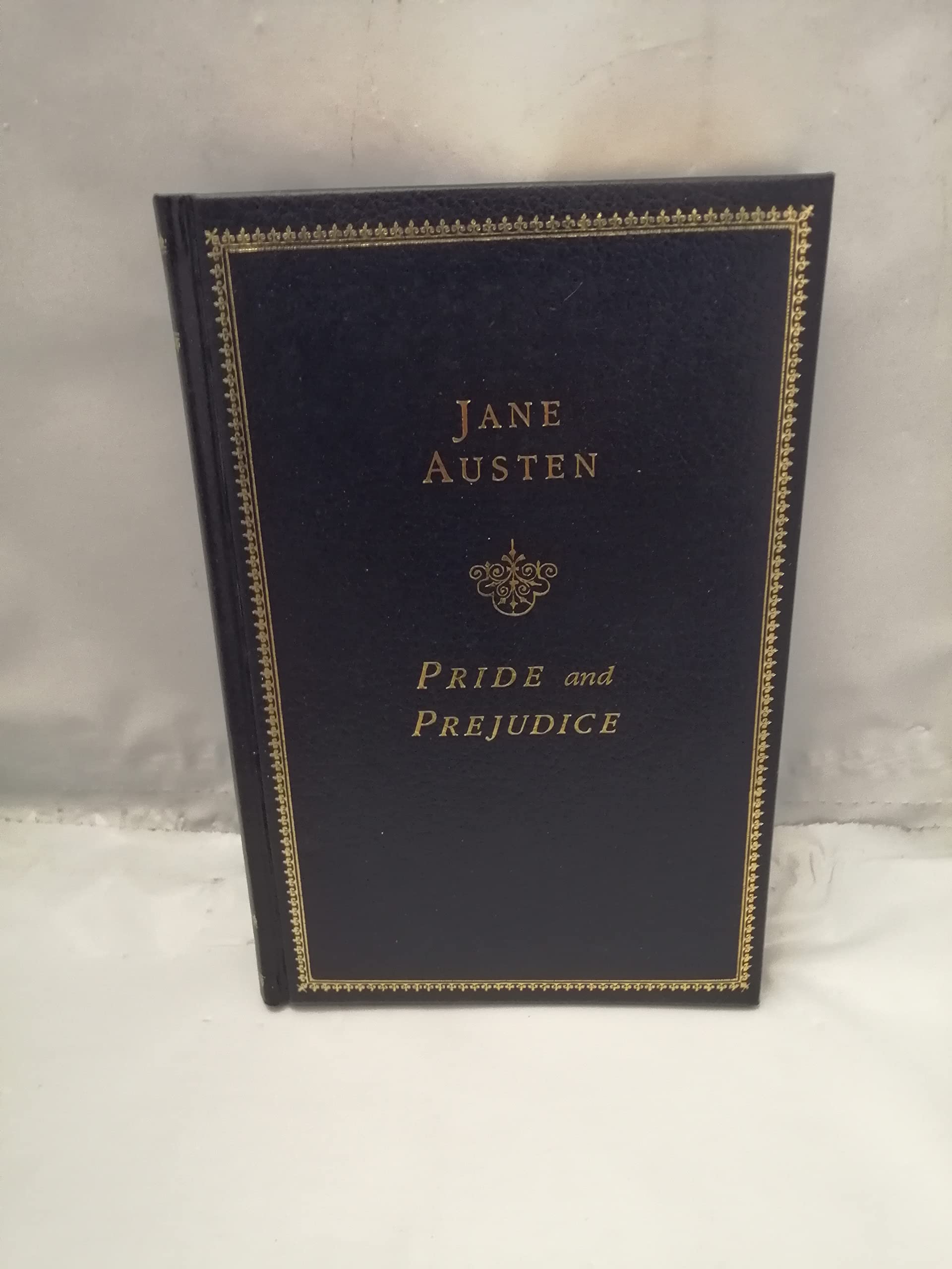 Jane Austen -Pride and Prejudice, Northanger Abbey, Persuaion, Emma book