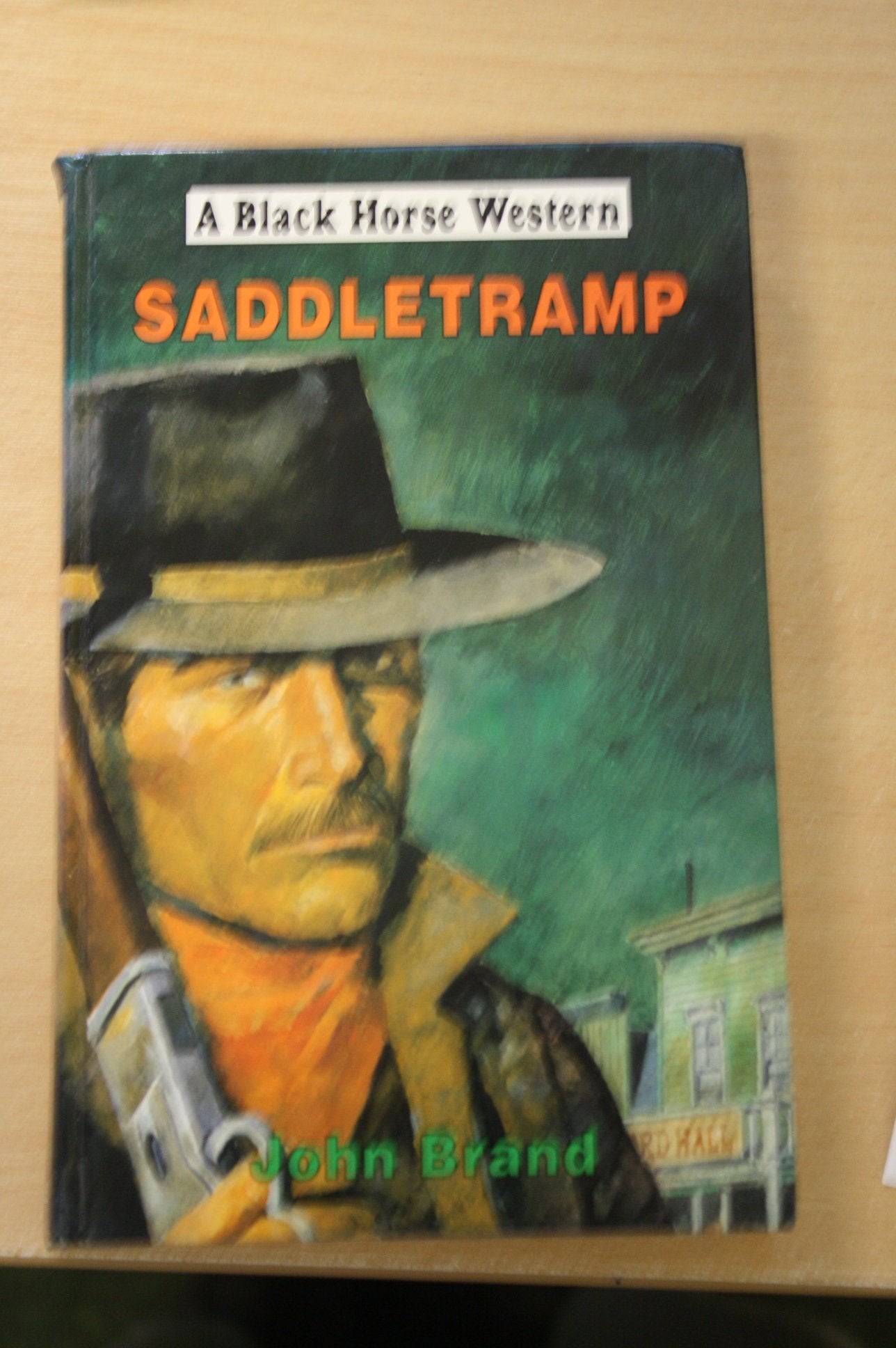 Saddletramp (Black Horse Western) Action & Adventure