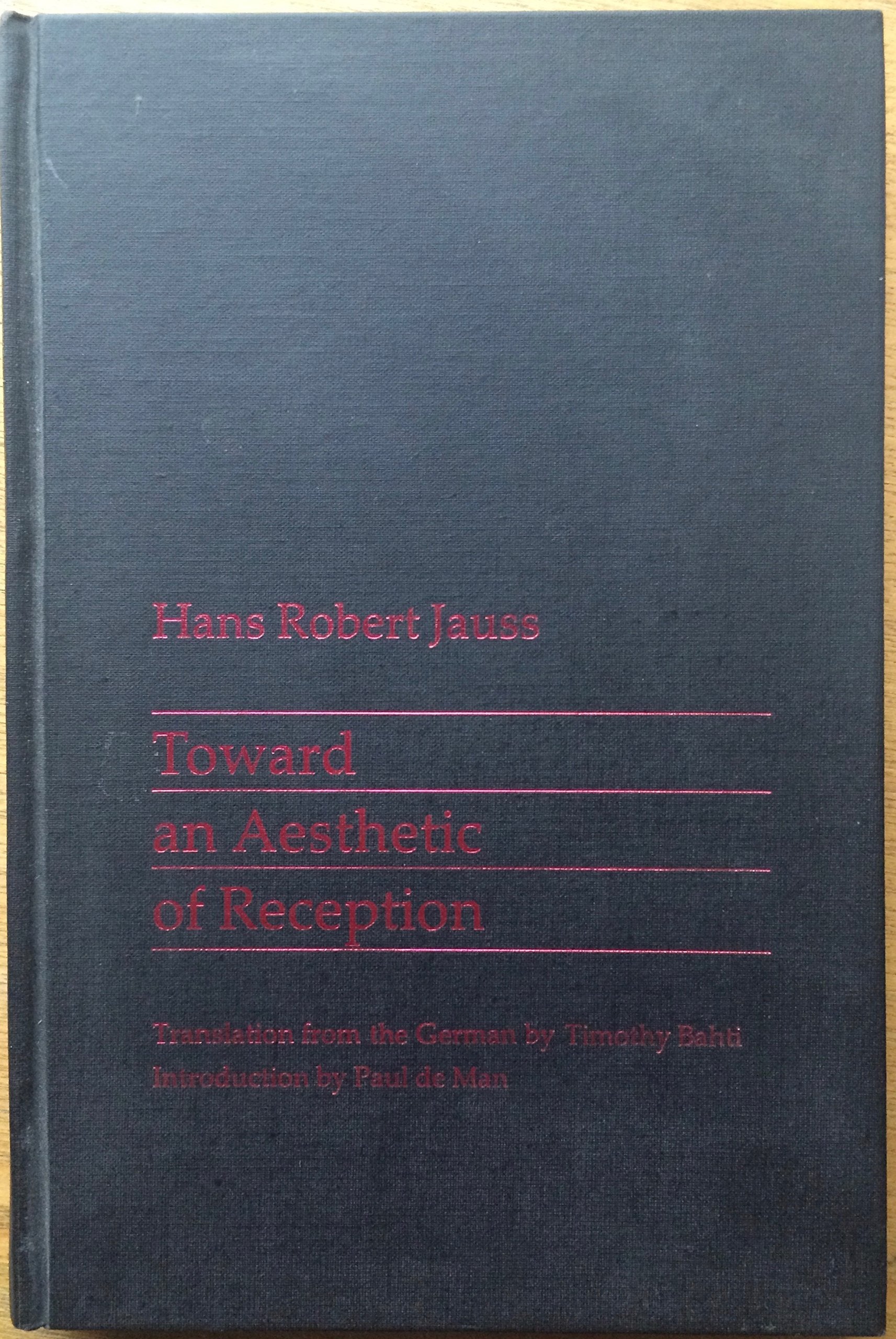 Towards an Aesthetic of Literary Reception Books