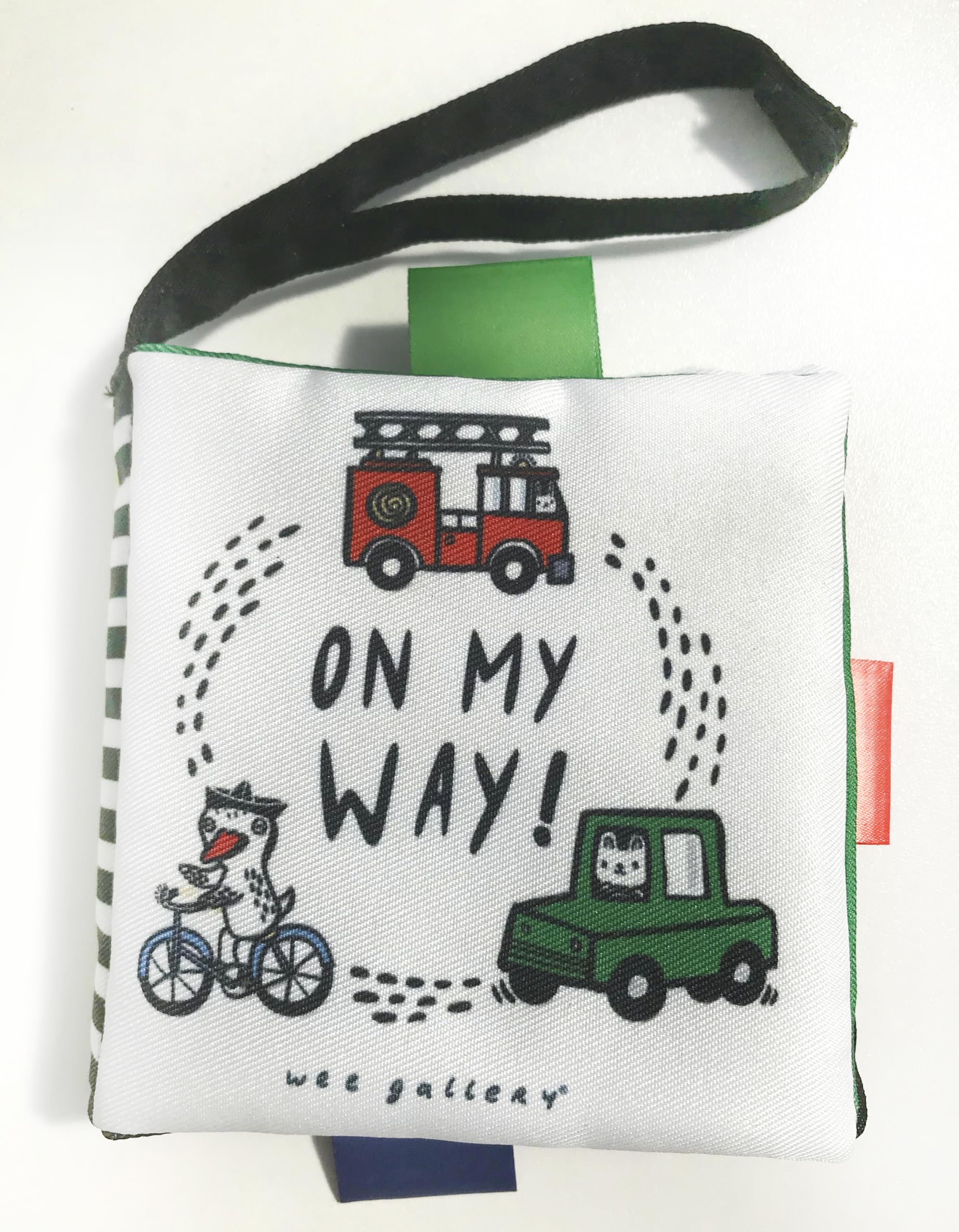 On My Way!: A Wee World Full of Vehicles (Wee Gallery Cloth Books) Parents & Children