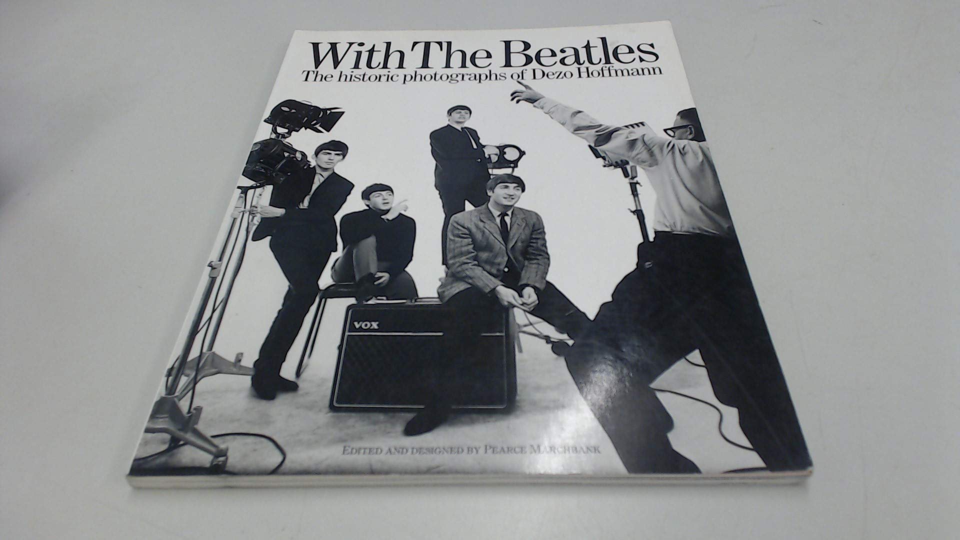 With The Beatles: The Historic Photographs Of Dezo Hoffmann (Op91961) Art & Literature