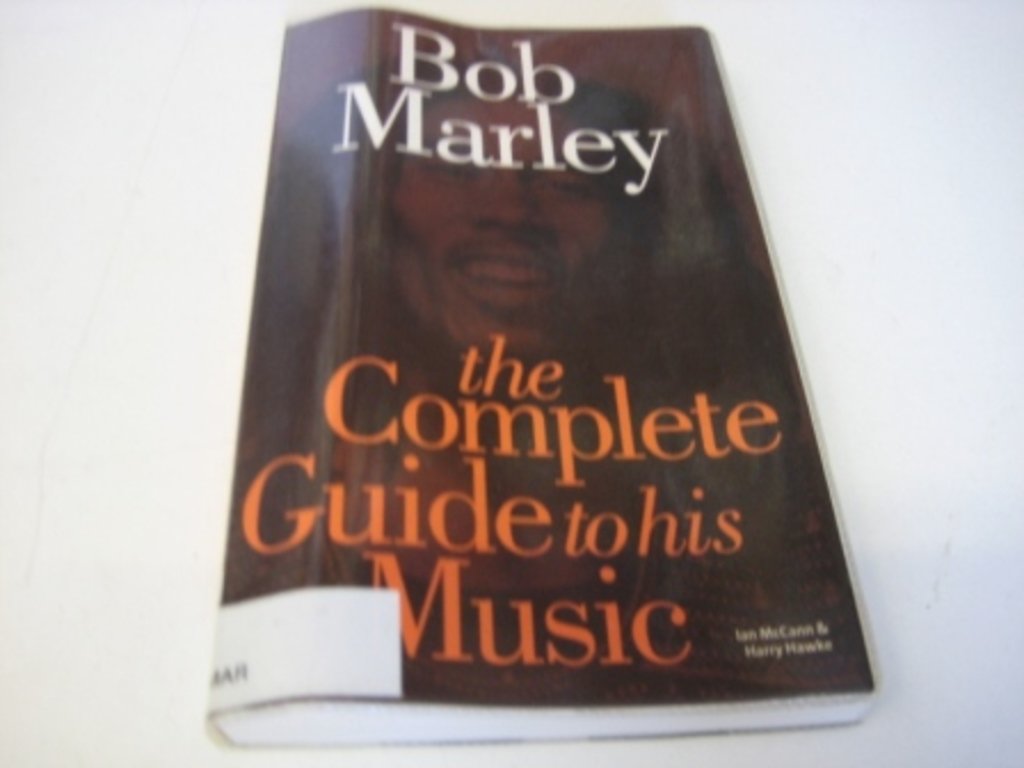 Bob Marley: the Complete Guide to his Music (Complete Guide to the Music Of. . .) Arts & Music