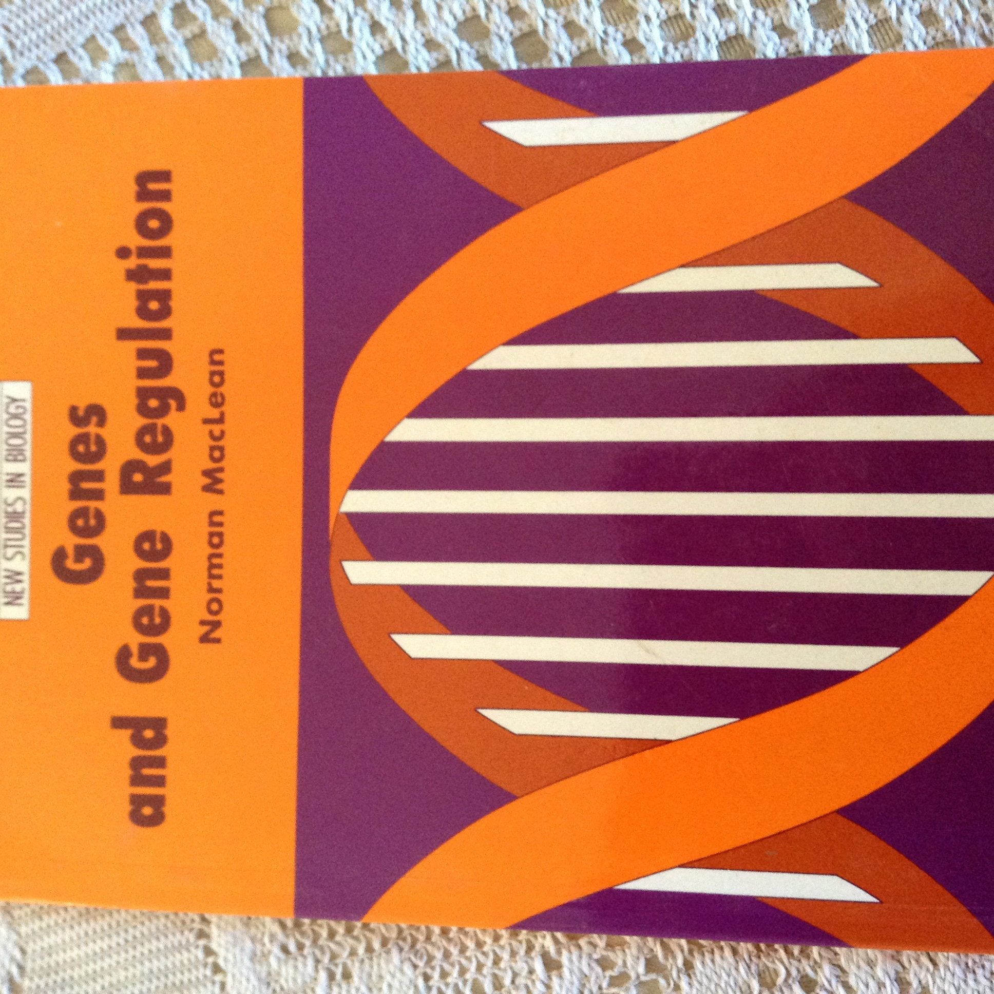 Genes and Gene Regulation (New Studies in Biology) Business & Technology