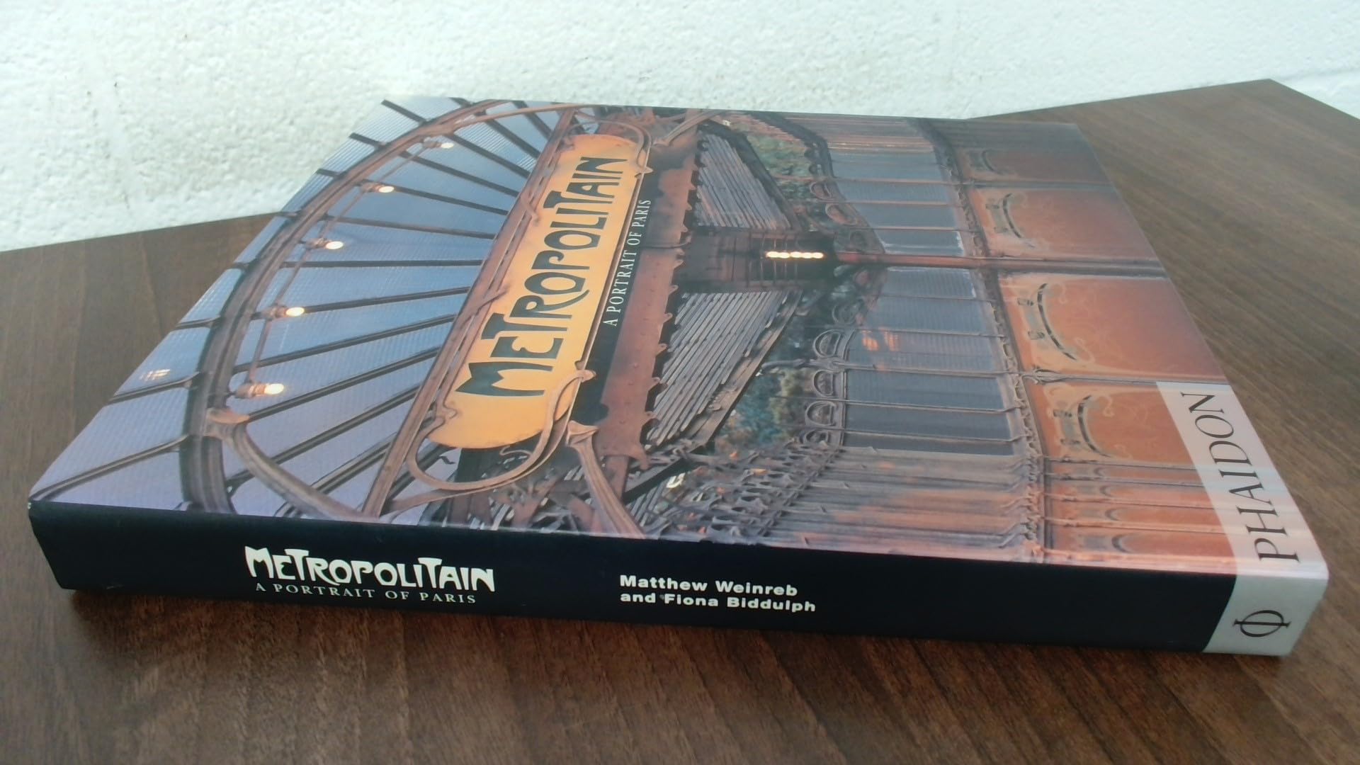 Metropolitain : A Portrait of Paris book
