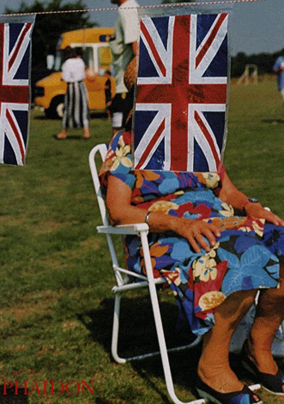 Think of England: édition en langue anglaise Arts & Music