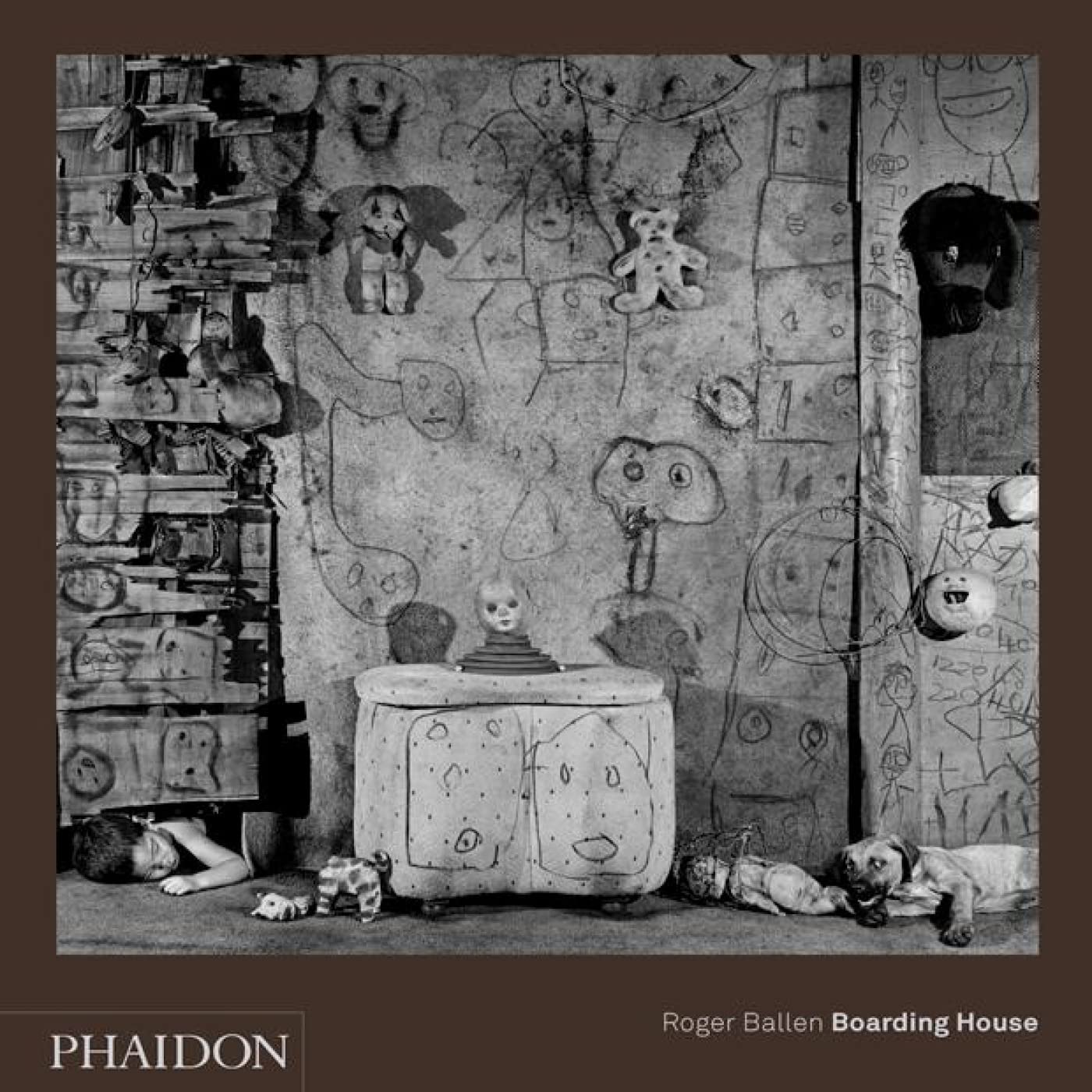 Roger Ballen: Boarding House: With introductory essay by David Travis Architecture