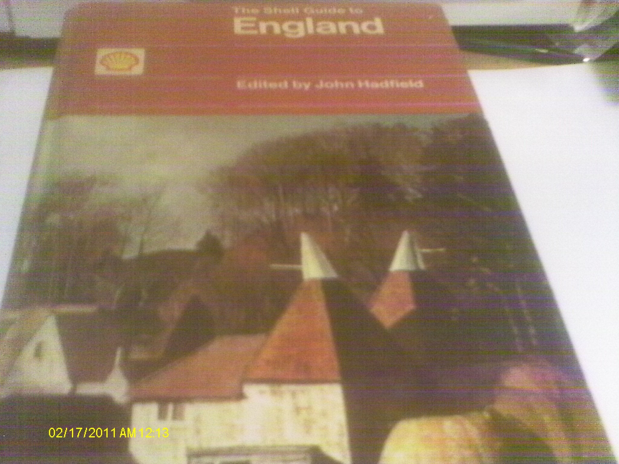 New Shell Guide to England (Shell Guides) Leisure, Home & Garden Books