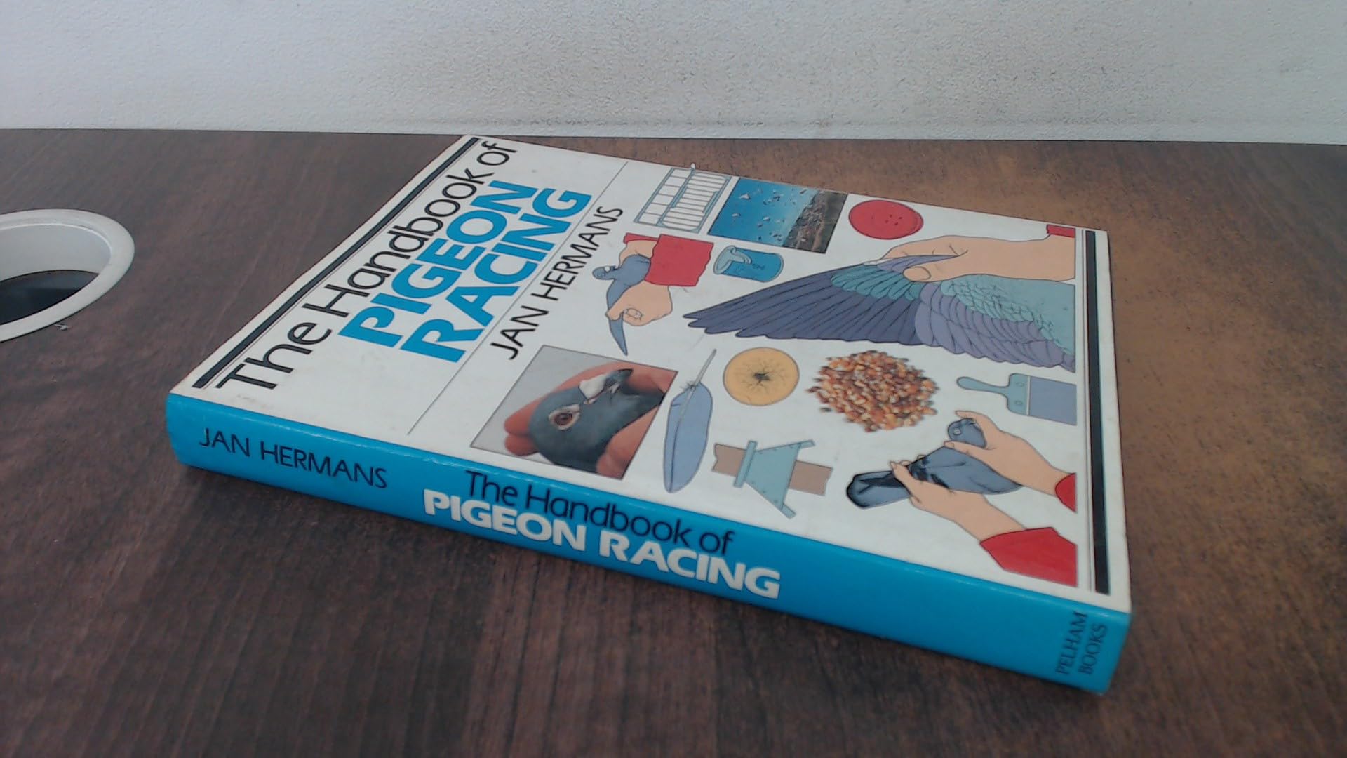 Handbook of Pigeon Racing Natural Sciences