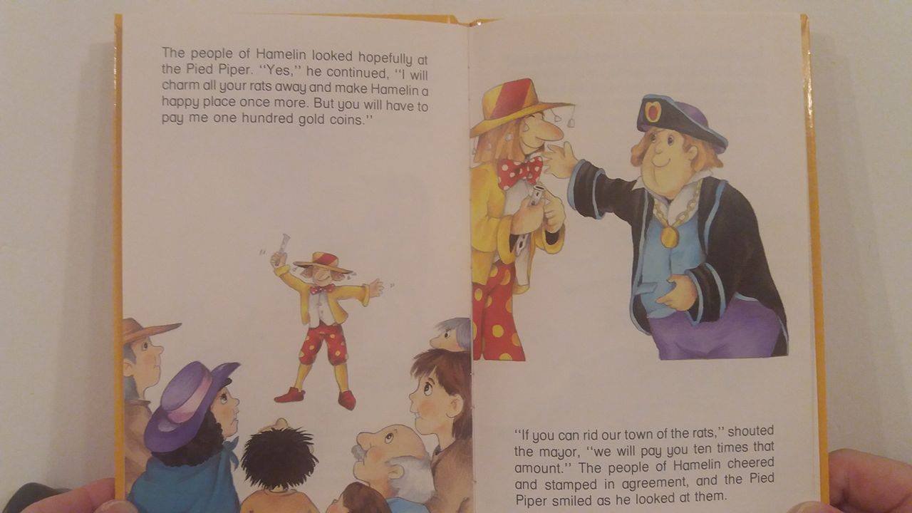 The Pied Piper of Hamelin (Little owl first readers) Books
