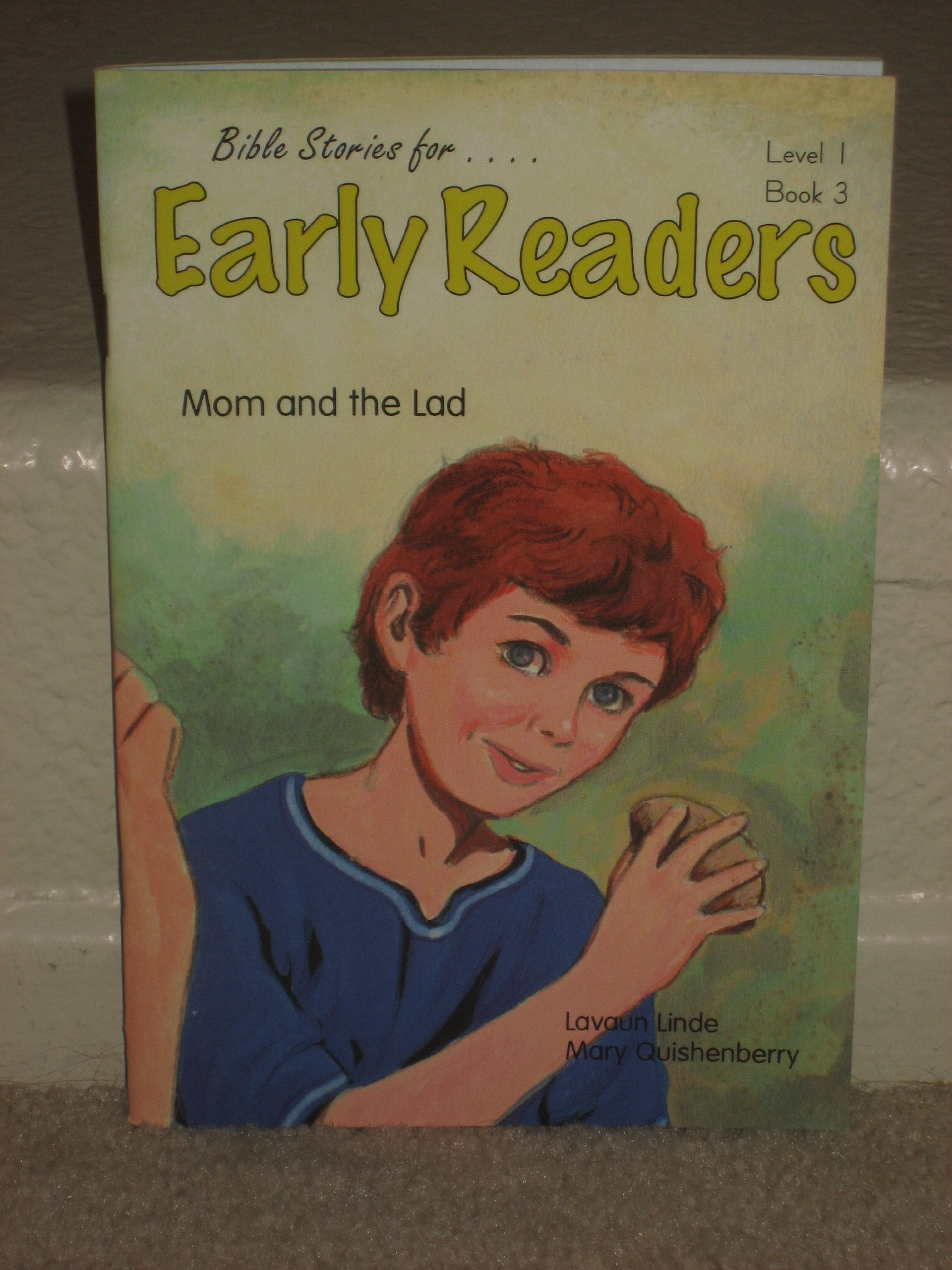 Mom and the lad: Elijah and the widow of Zarephath, 1 Kings 17:8-16 (Bible stories for early readers) Books