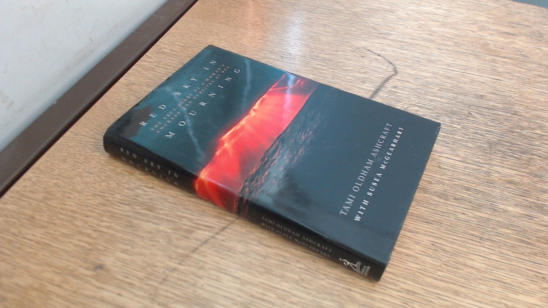 Red Sky in Mourning: The True Story of a Woman's Courage and Survival at Sea Memories