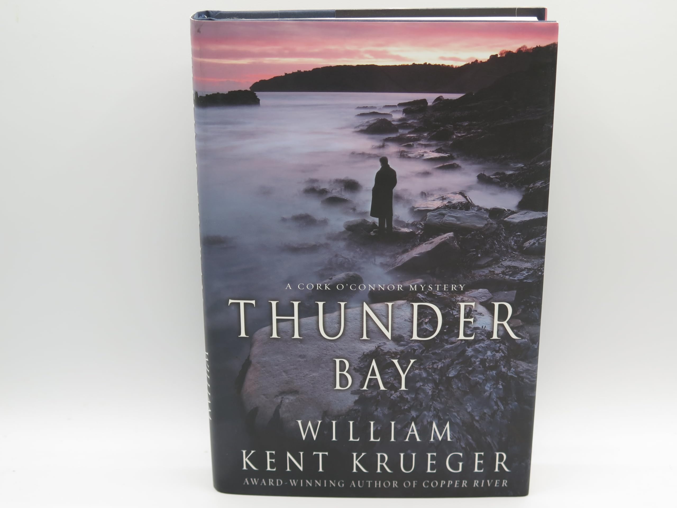 Thunder Bay: A Cork O'Connor Mystery (Cork O'connor Mysteries, 7, Band 7) Action & Adventure