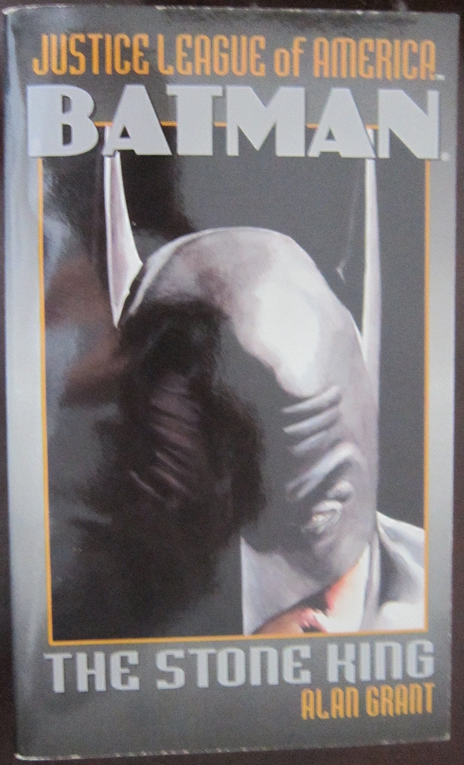 Batman: The Stone King (JUSTICE LEAGUE OF AMERICA, Band 1) Action & Adventure