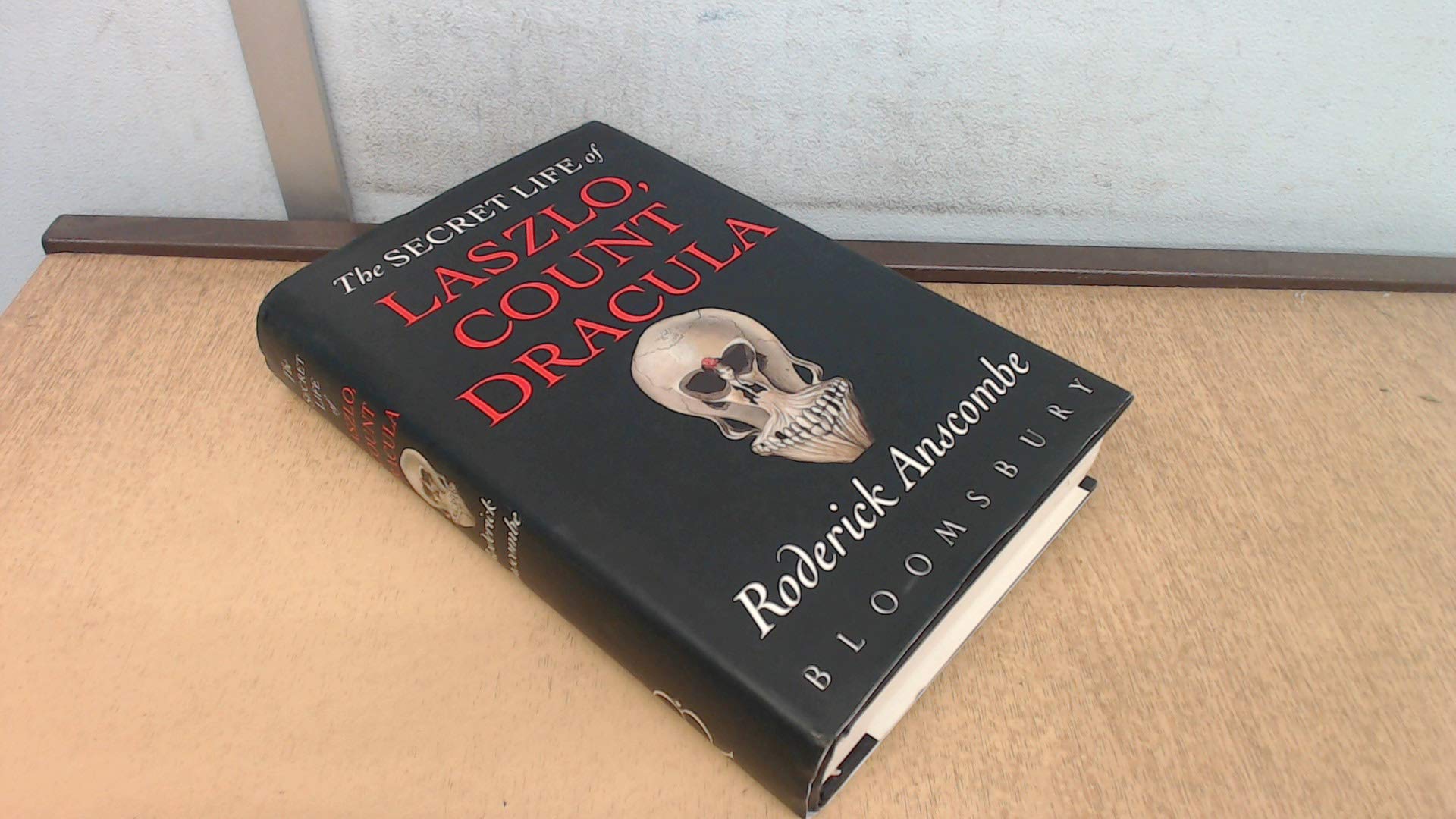 The Secret Life of Laszlo, Count Dracula Contemporary literature