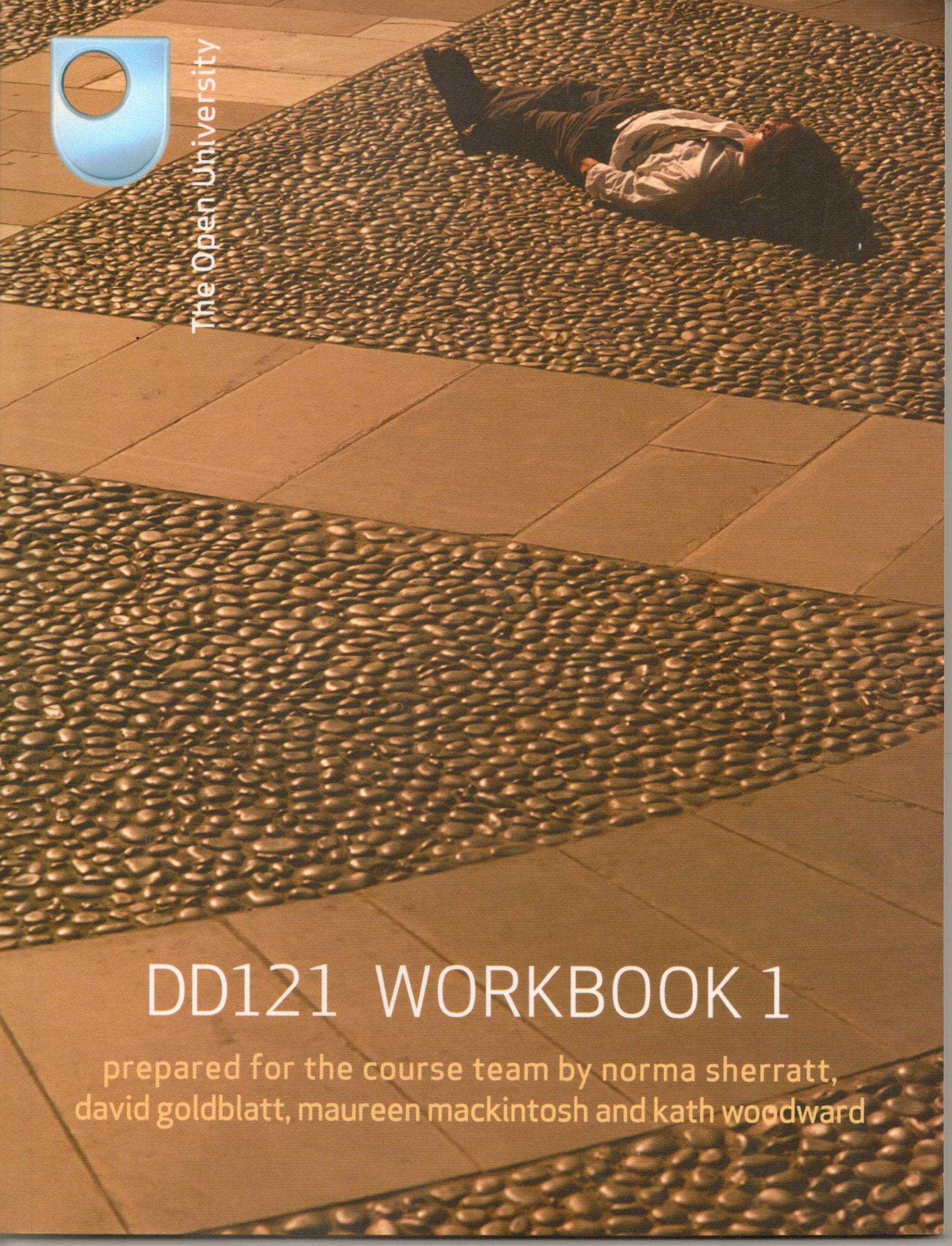 DD121 Workbook 1 (An Introduction to the Social Sciences: Understanding Social Change) Books