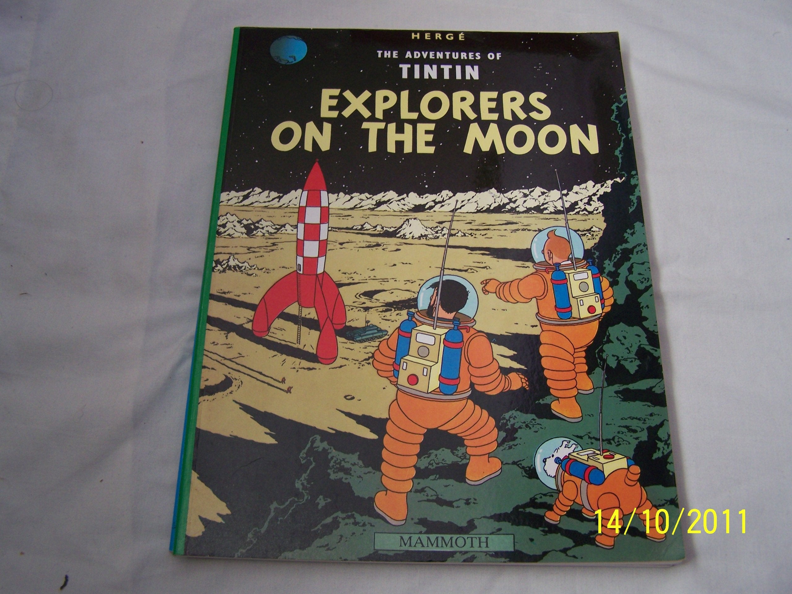 Explorers on the Moon (The Adventures of Tintin) Manga
