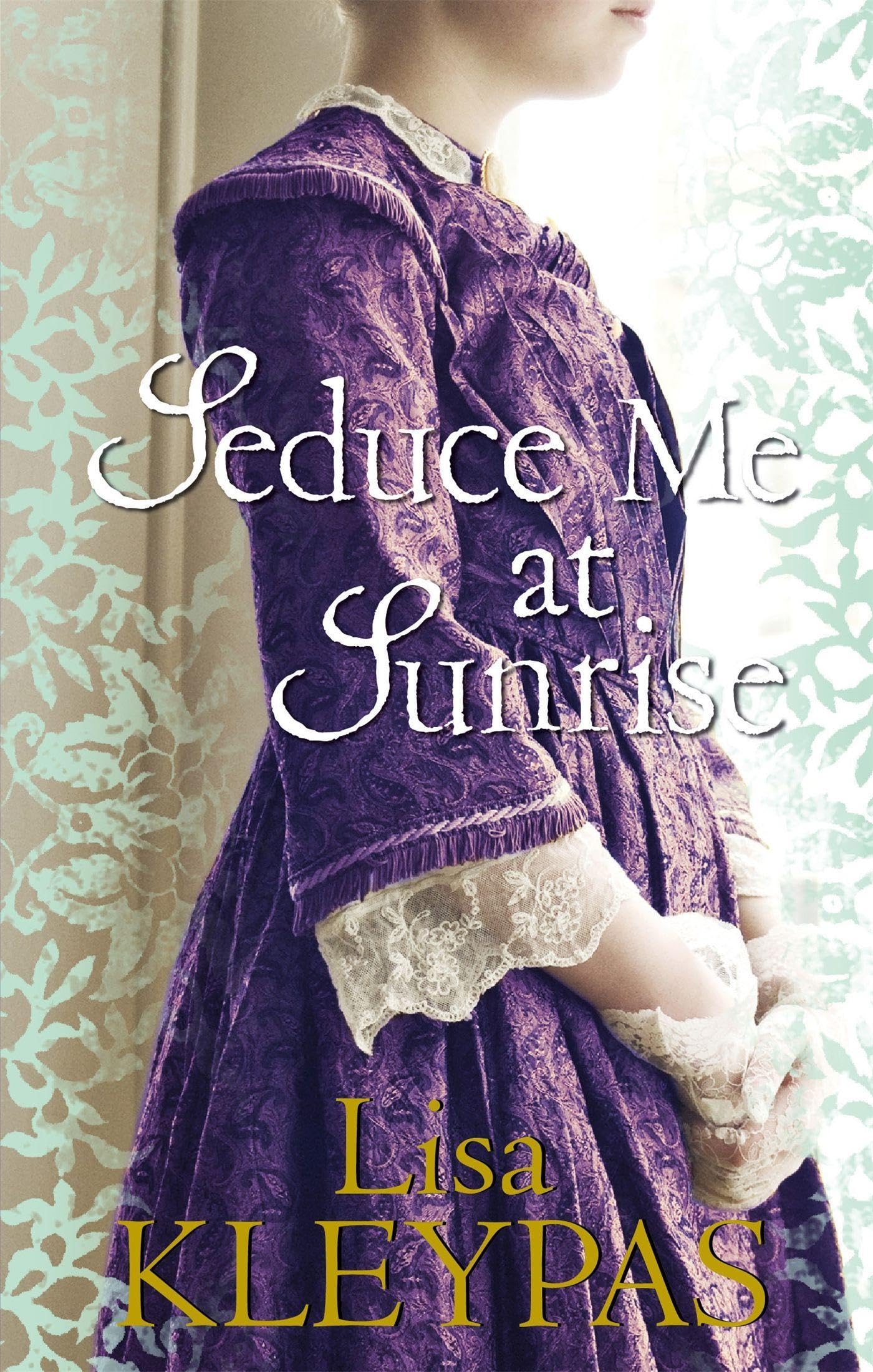 Seduce Me at Sunrise (The Hathaways) Contemporary literature