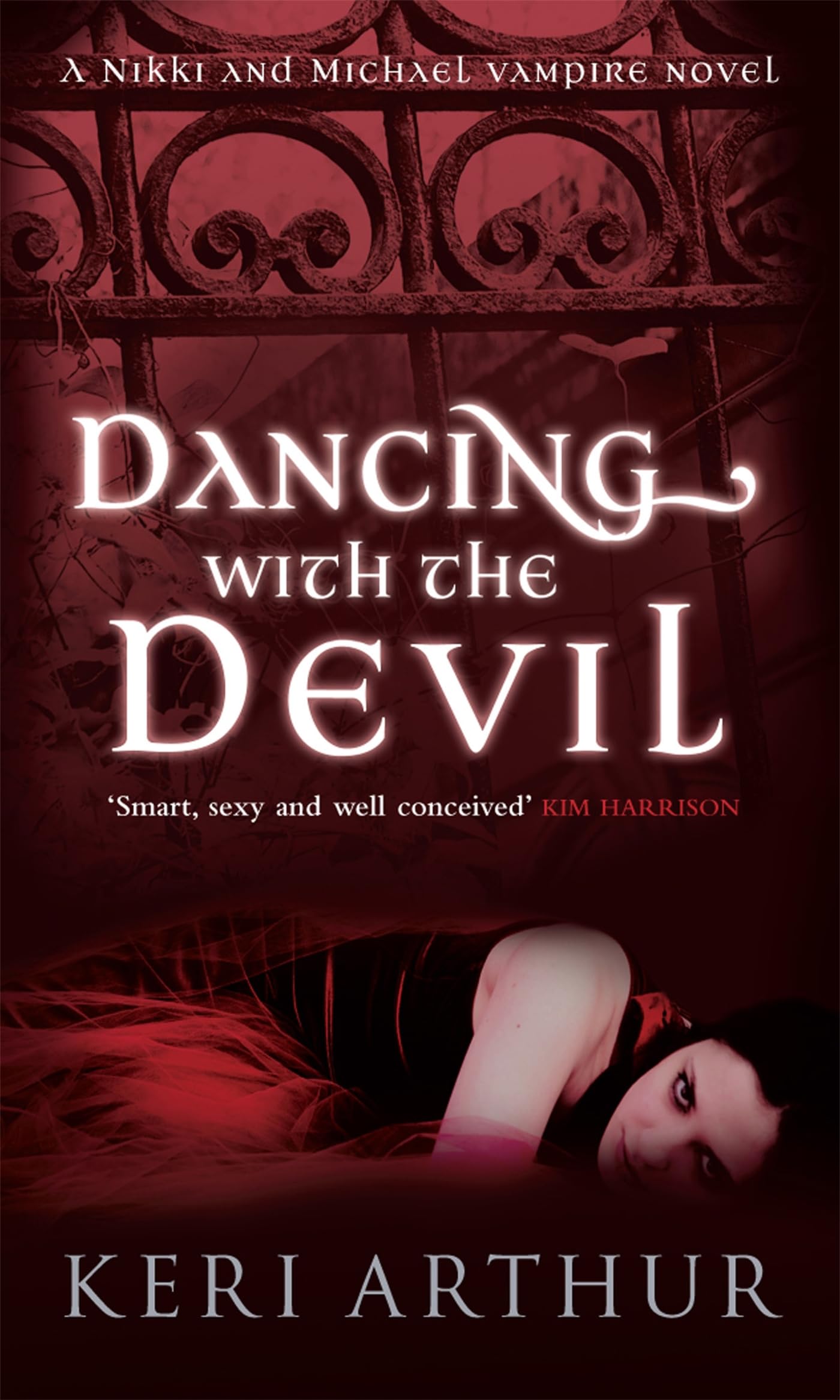 Dancing With The Devil: Number 1 in series (Nikki and Michael) Horror & Mystery