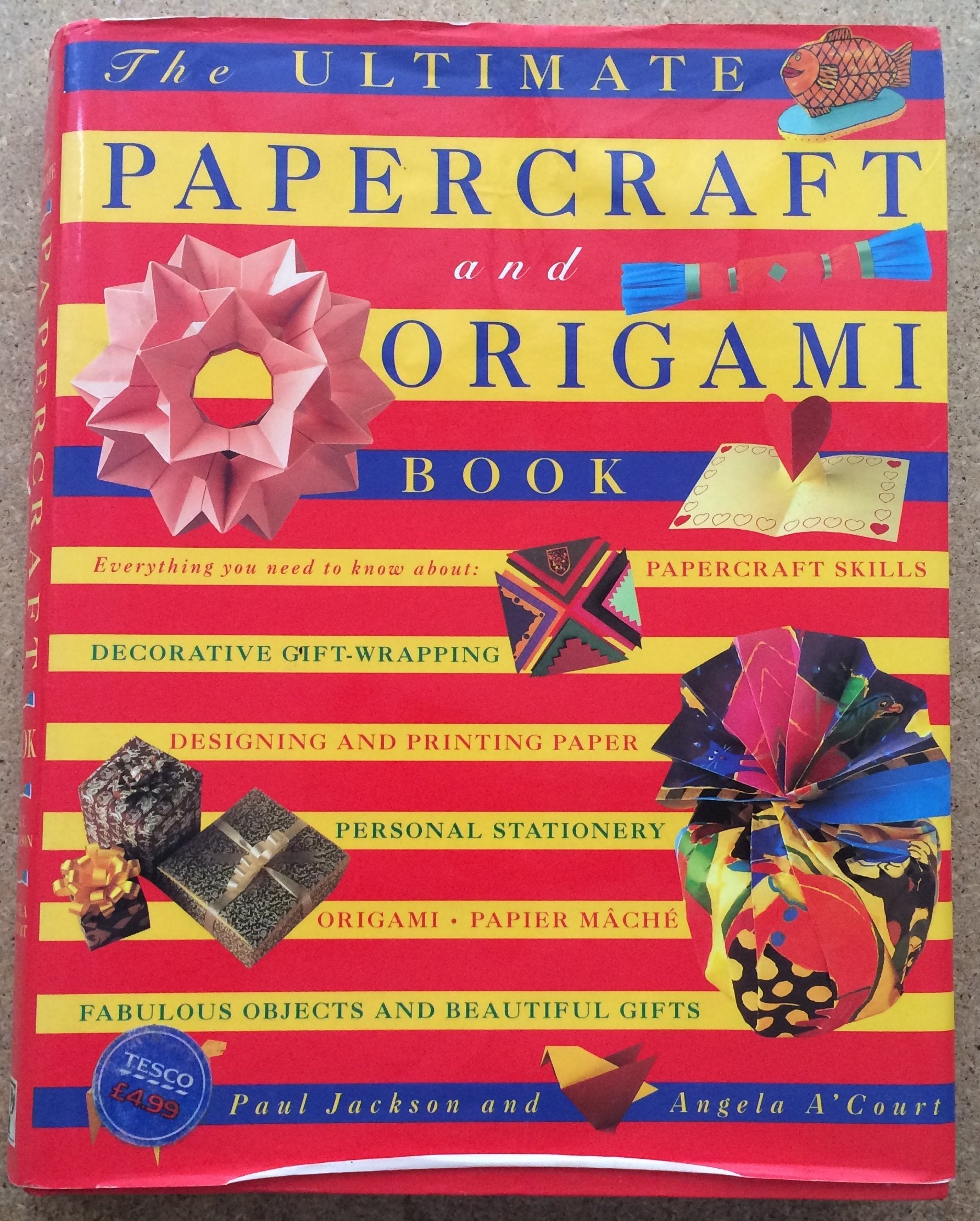 THE ULTIMATE PAPERCRAFT AND ORIGAMI BOOK Books