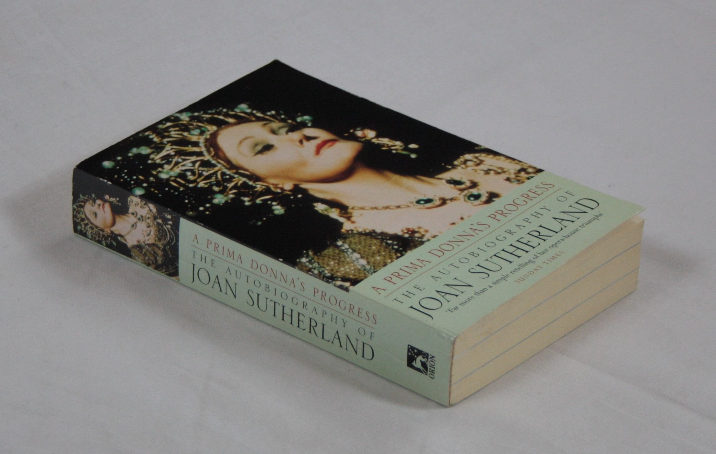 A Prima Donna's Progress: The Autobiography of Joan Sutherland book