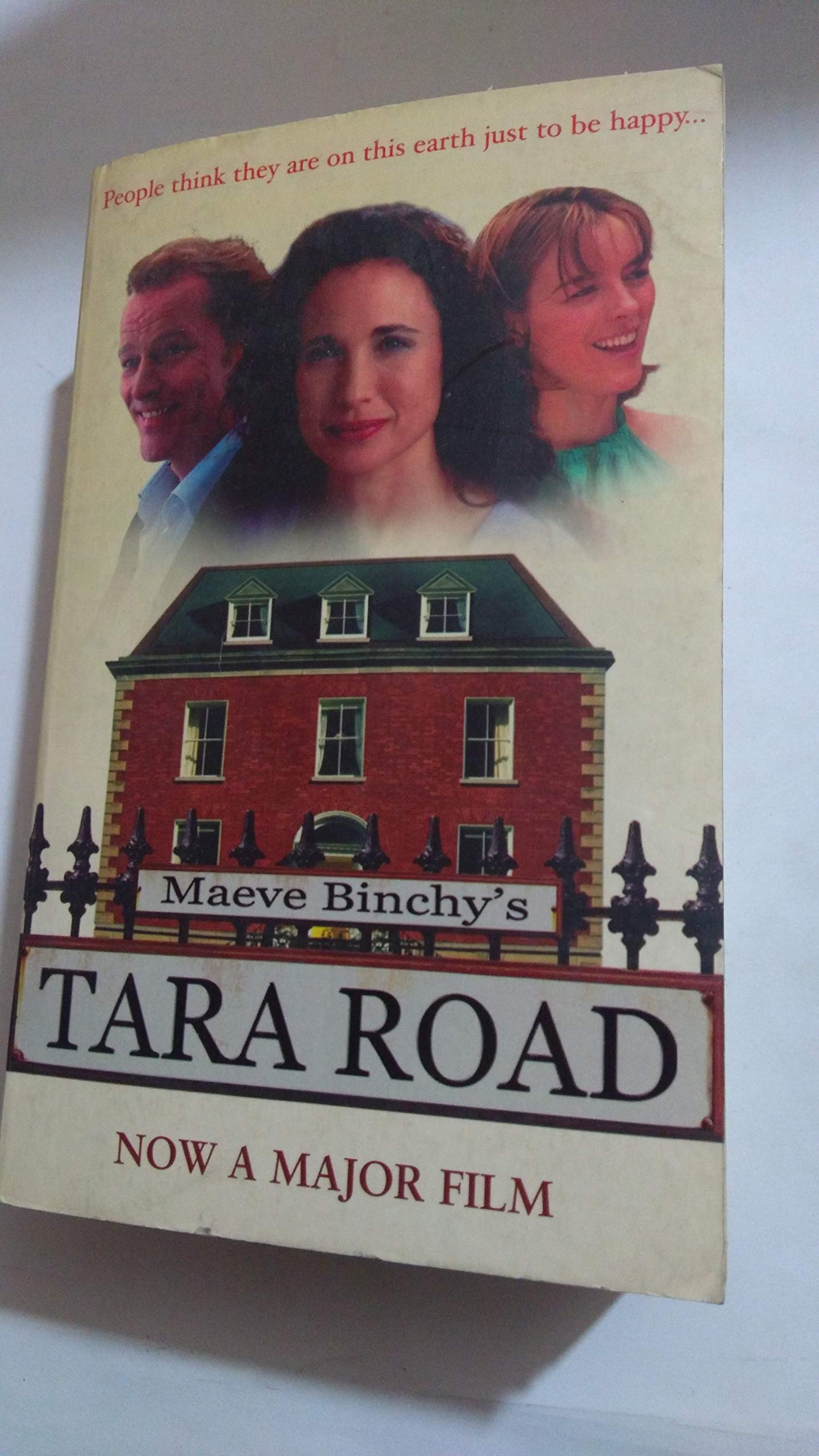 Tara Road, Film Tie-In: An Oprah Book Club pick Social Sciences