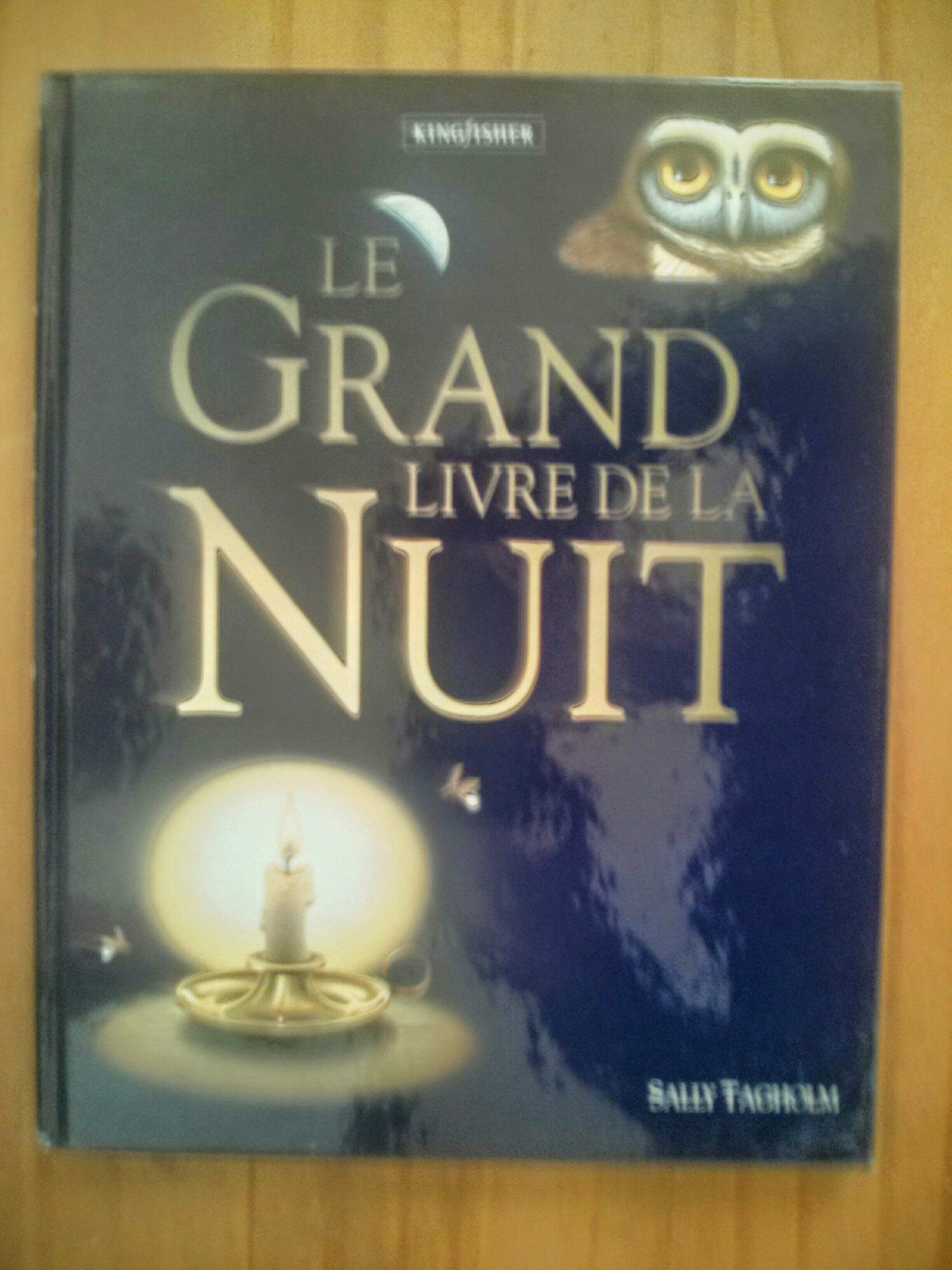 Le Grand Livre de la nuit book