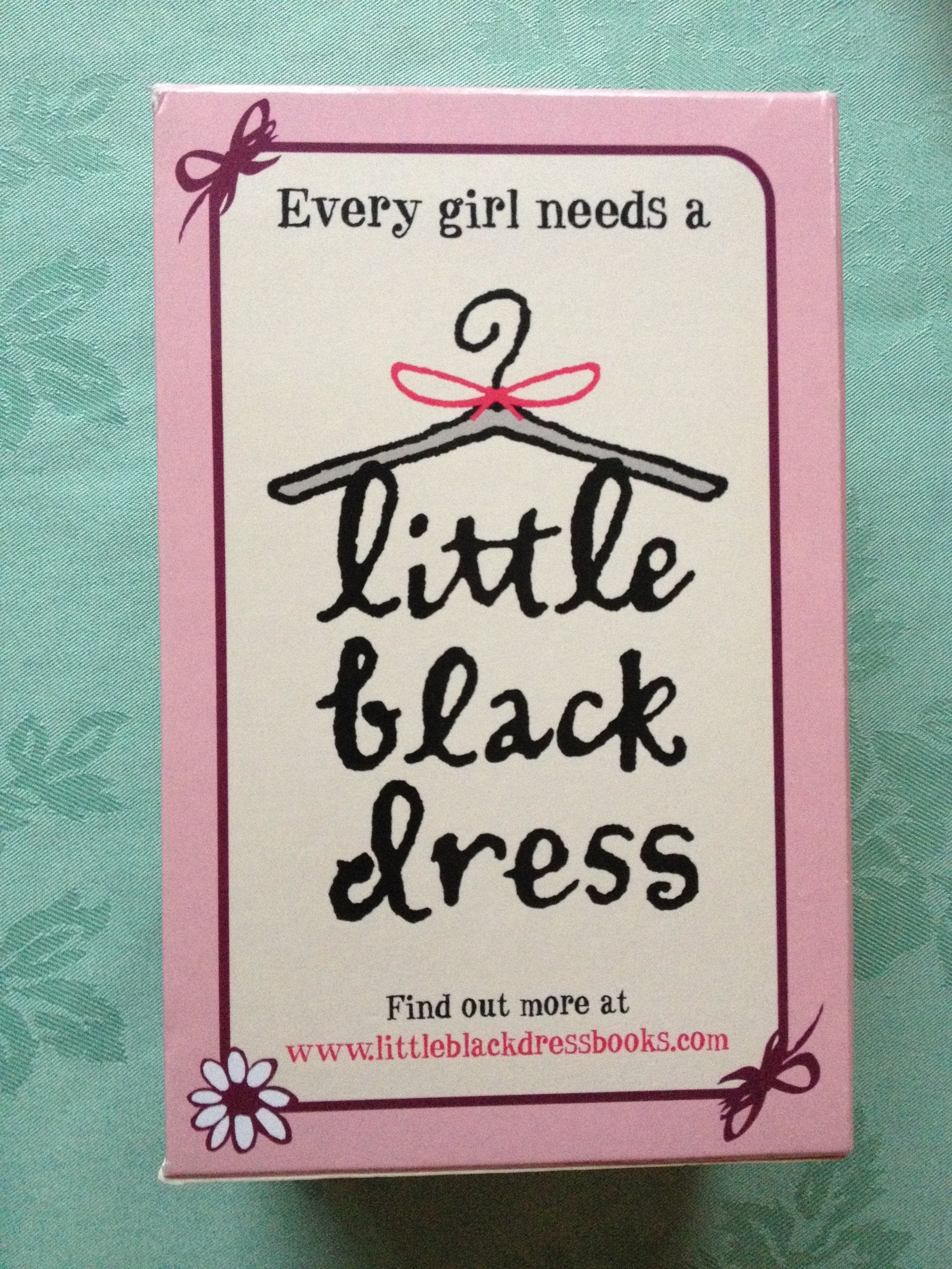 Little black dress box set 4 books 'She'll take it' 'Decent exposure' 'Hex and the single girl'and 'My three husbands'. book