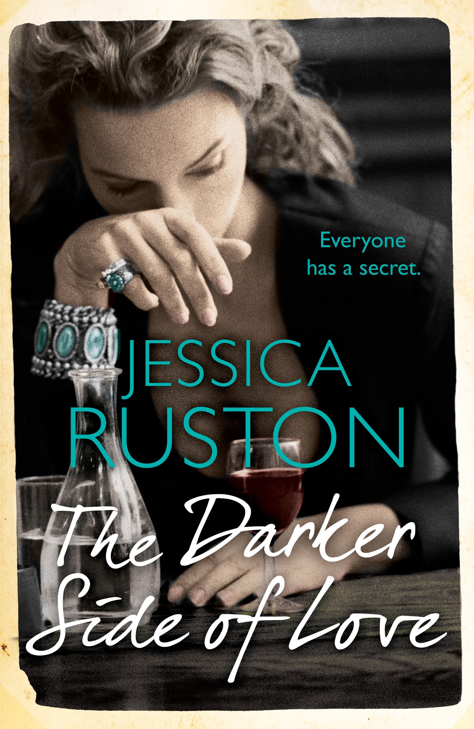 The Darker Side of Love: A gripping novel of secrets, lies and betrayal Contemporary literature