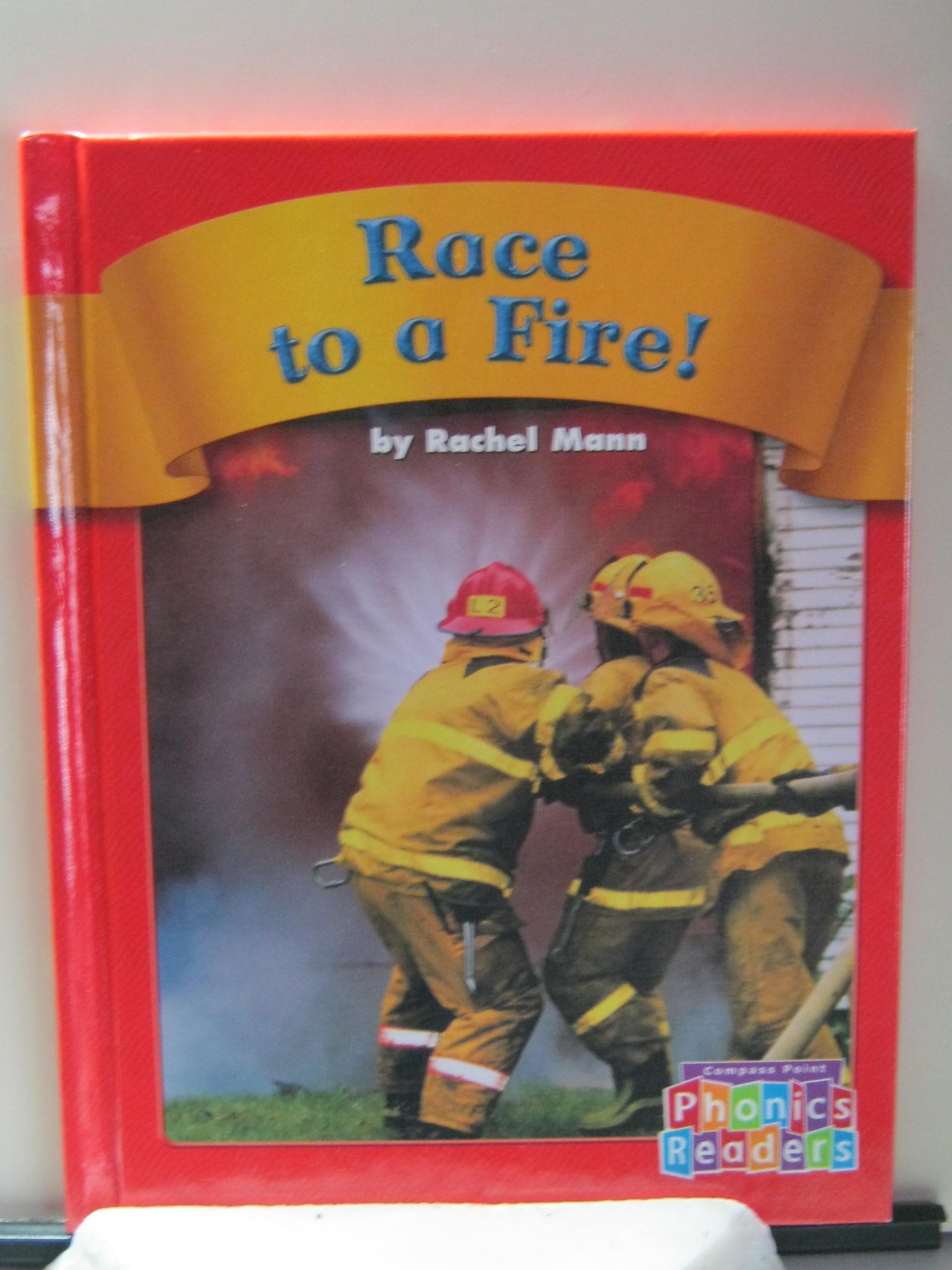 Product Image: Race to a Fire! (Phonic Readers)