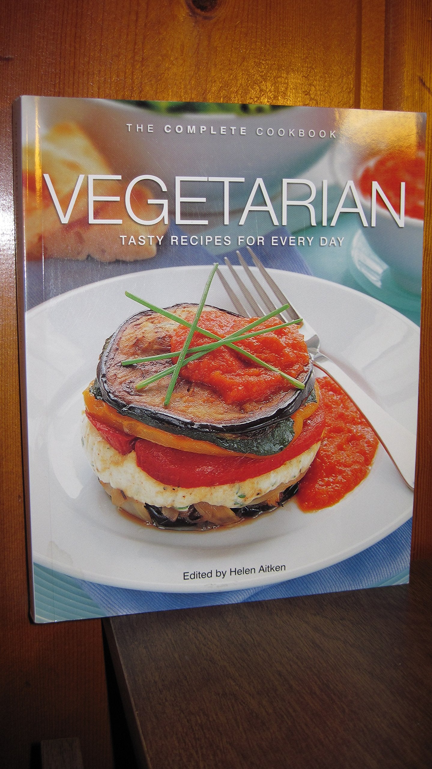 Vegetarian: Tasty Recipes for Every Day Books